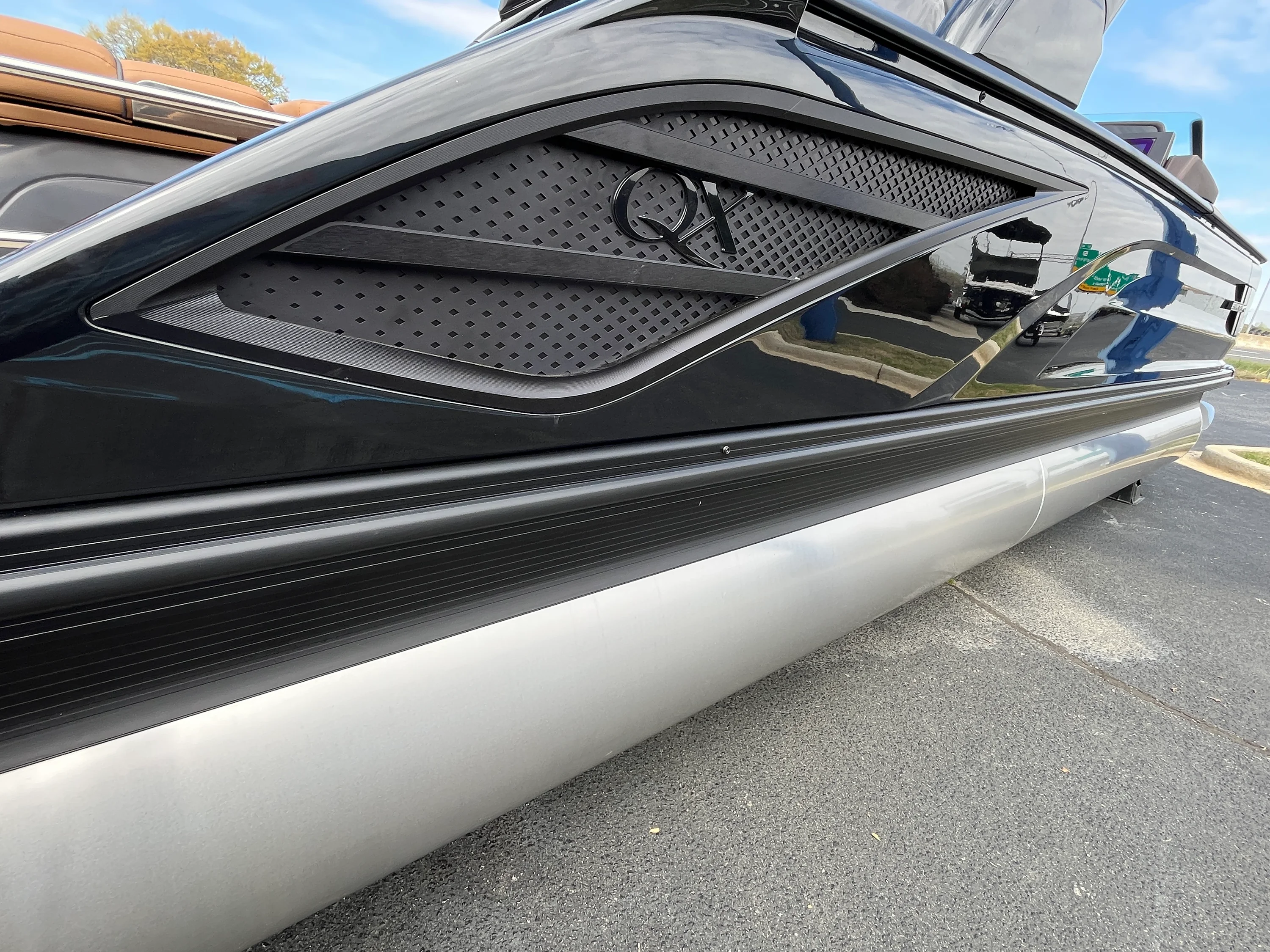 2026 Bennington 25QXS Image Thumbnail #42