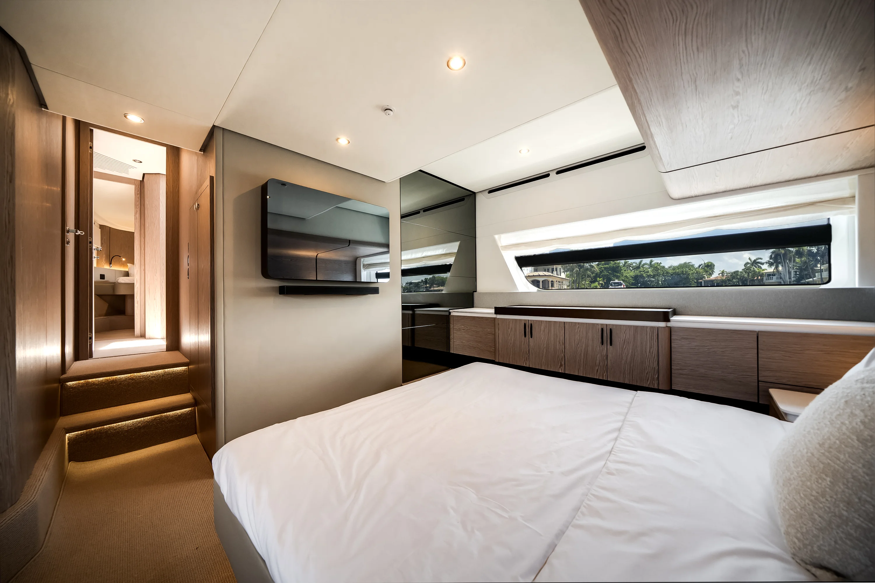 2026 Azimut Fly 53 Image Thumbnail #33