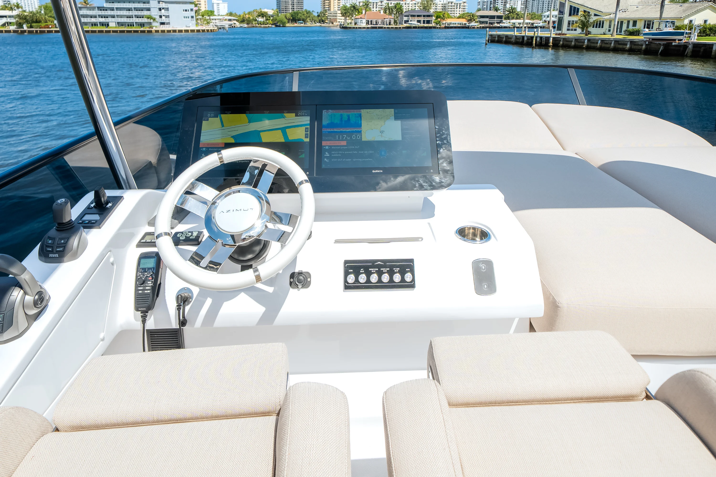 2026 Azimut Fly 53 Image Thumbnail #14