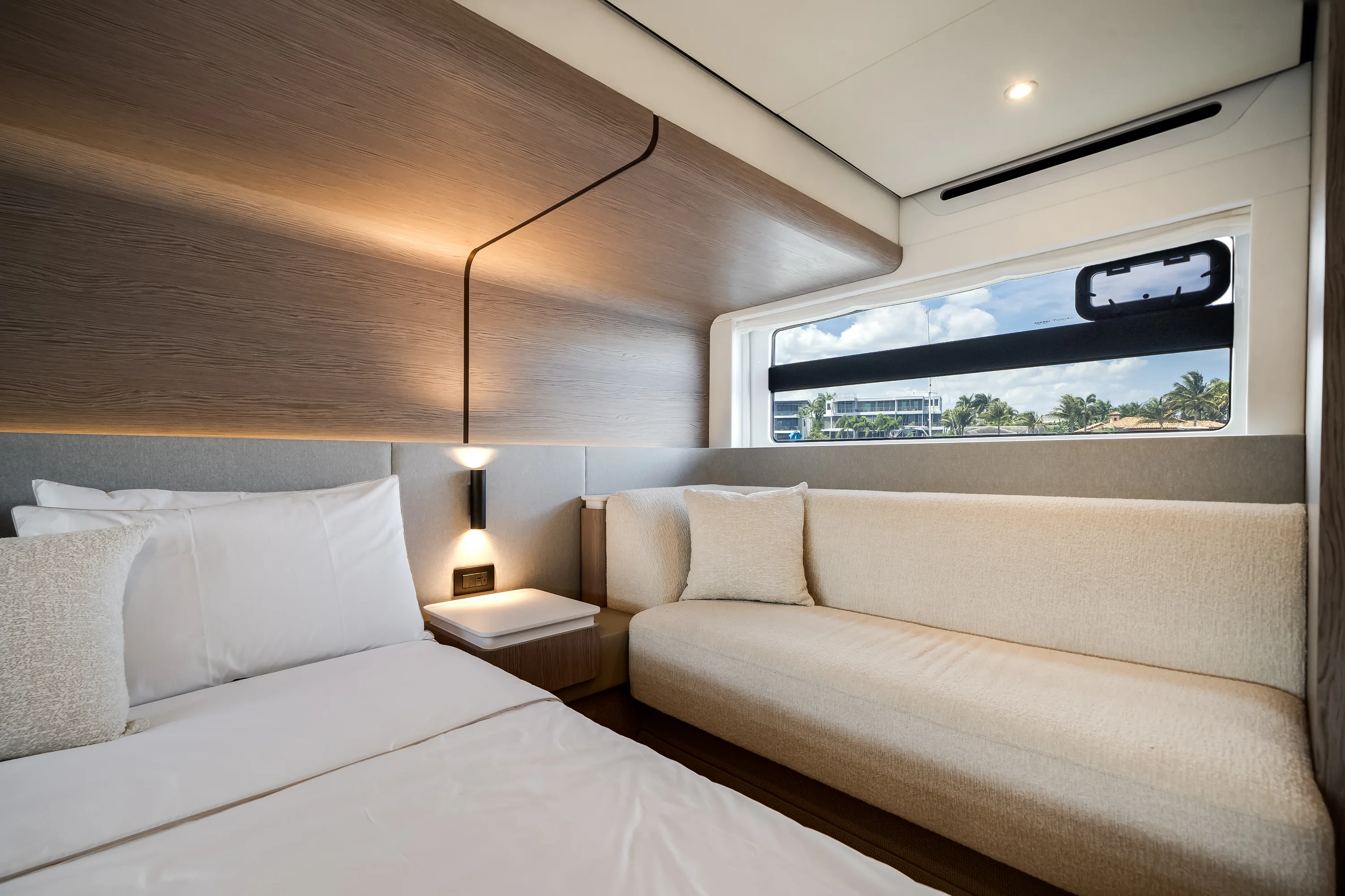2026 Azimut Fly 53 Image Thumbnail #35