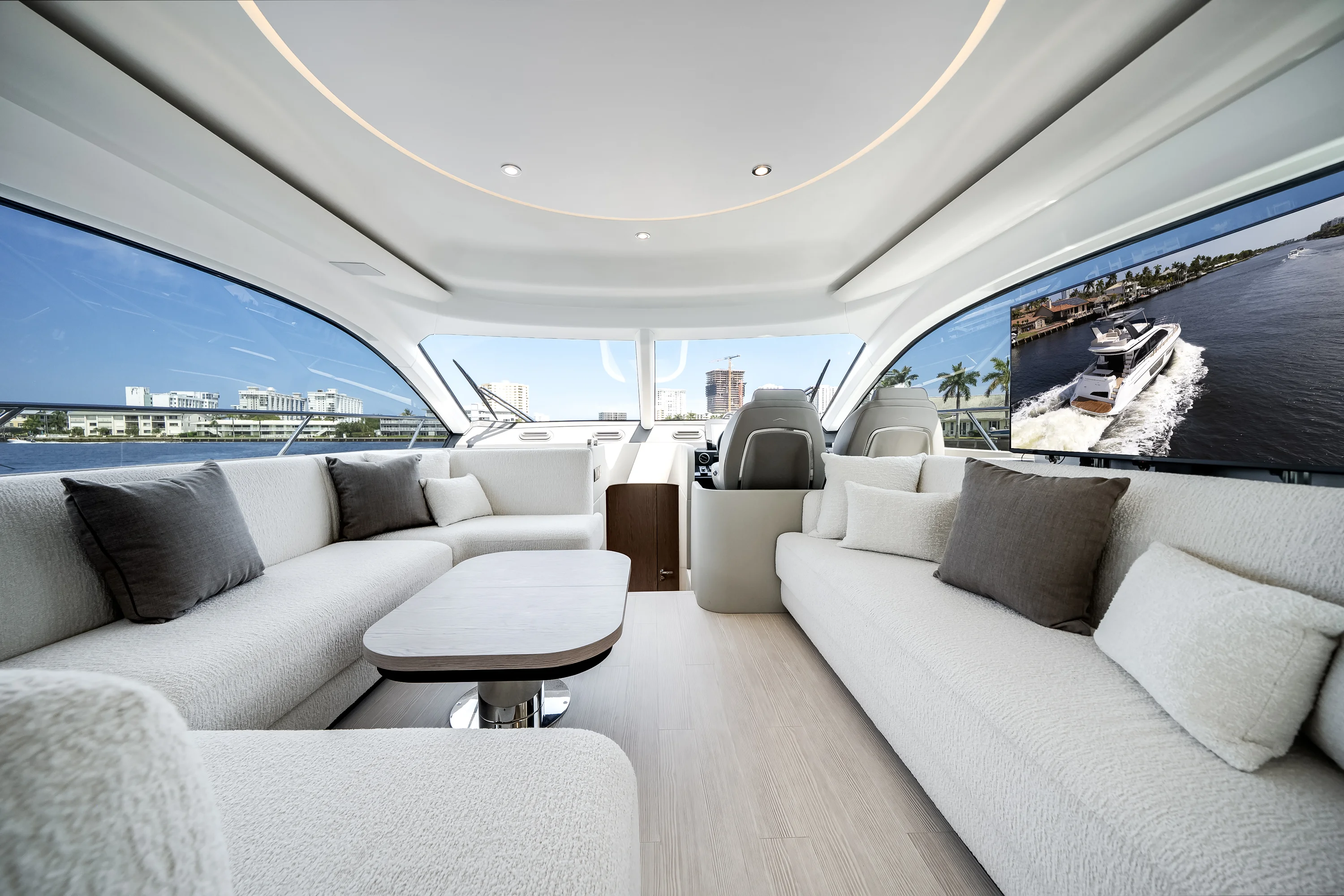 2026 Azimut Fly 53 Image Thumbnail #32