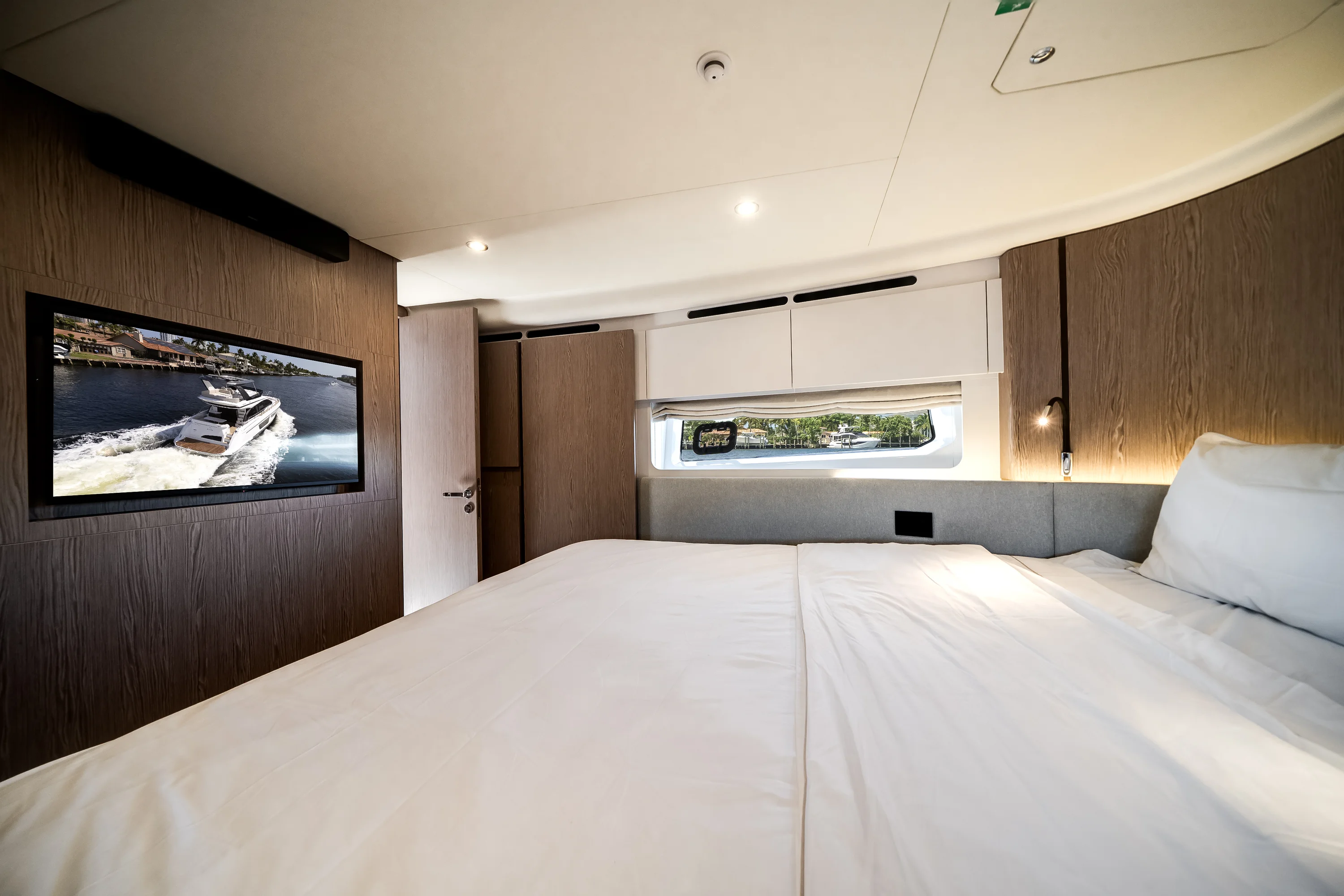 2026 Azimut Fly 53 Image Thumbnail #48