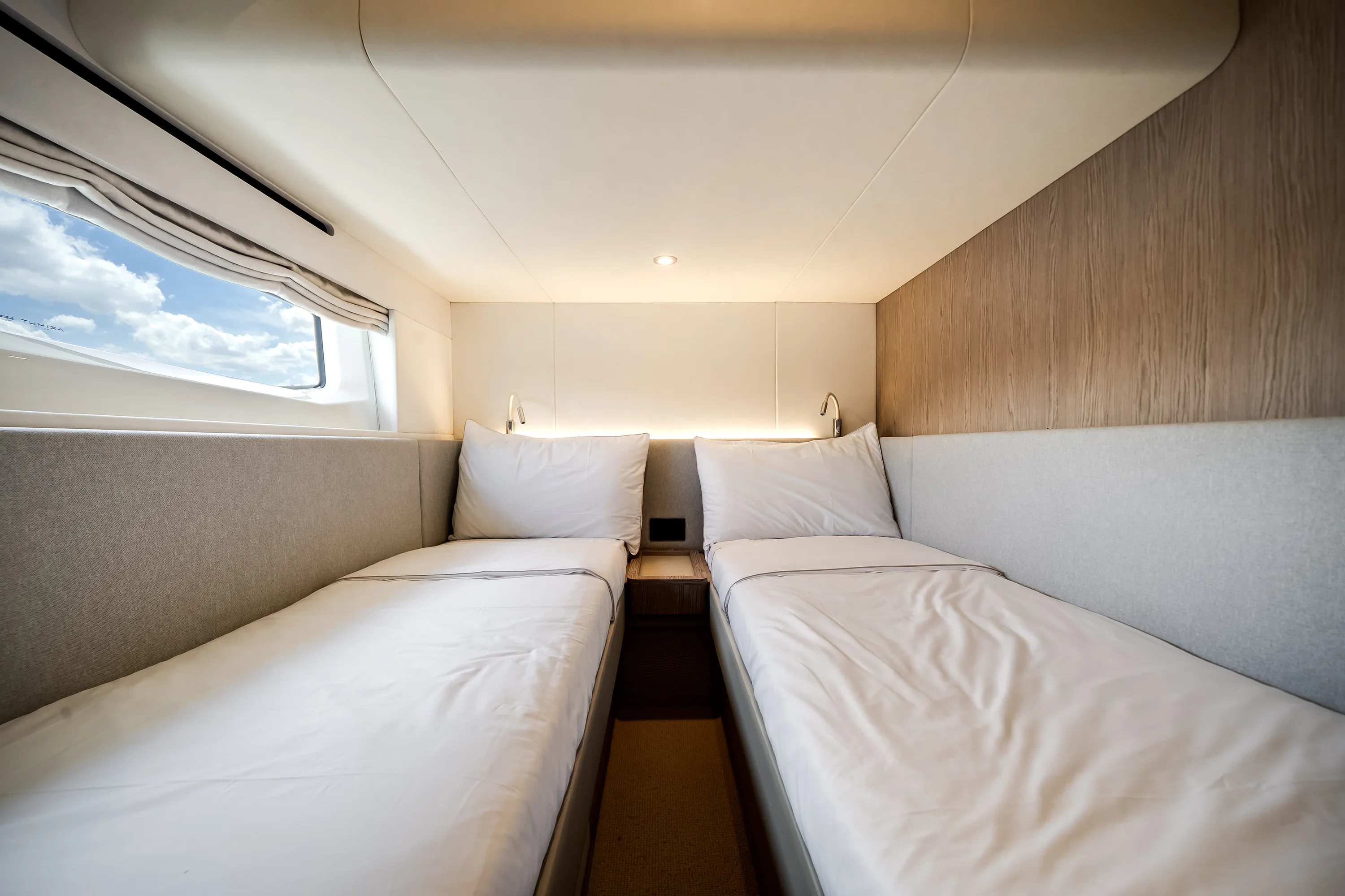 2026 Azimut Fly 53 Image Thumbnail #43
