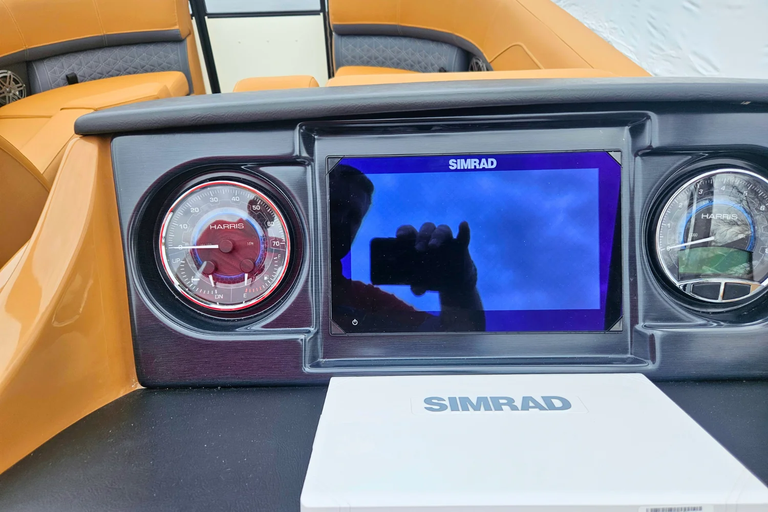 2026 Harris SOLSTICE 230 Image Thumbnail #15