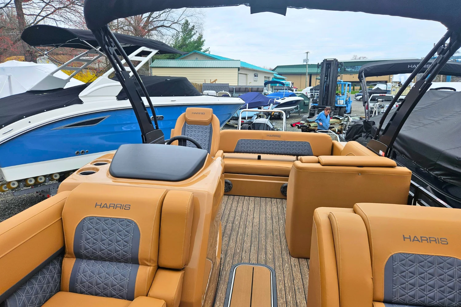 2026 Harris SOLSTICE 230 Image Thumbnail #12