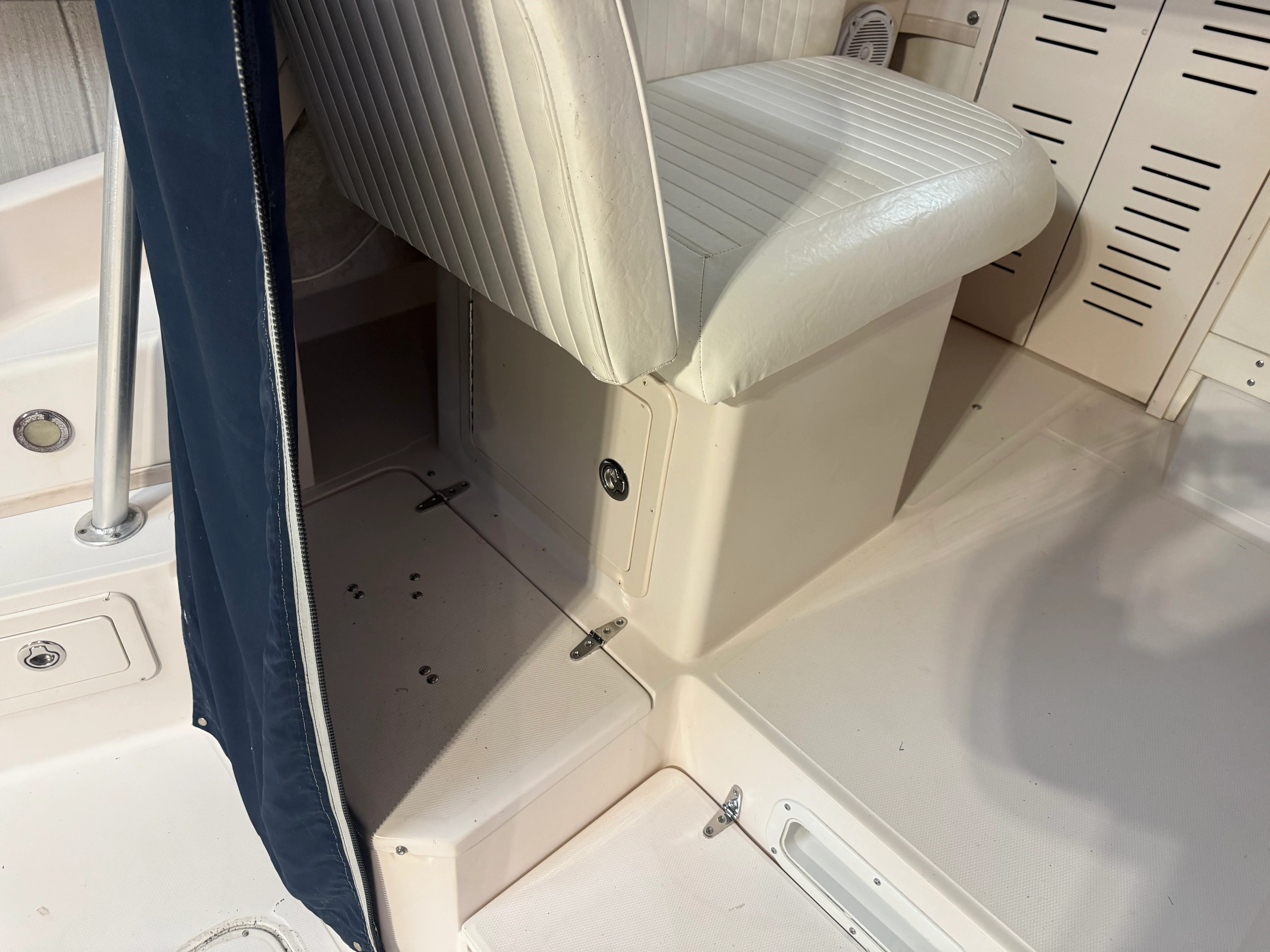 2002 Grady-White Marlin 300 Image Thumbnail #34