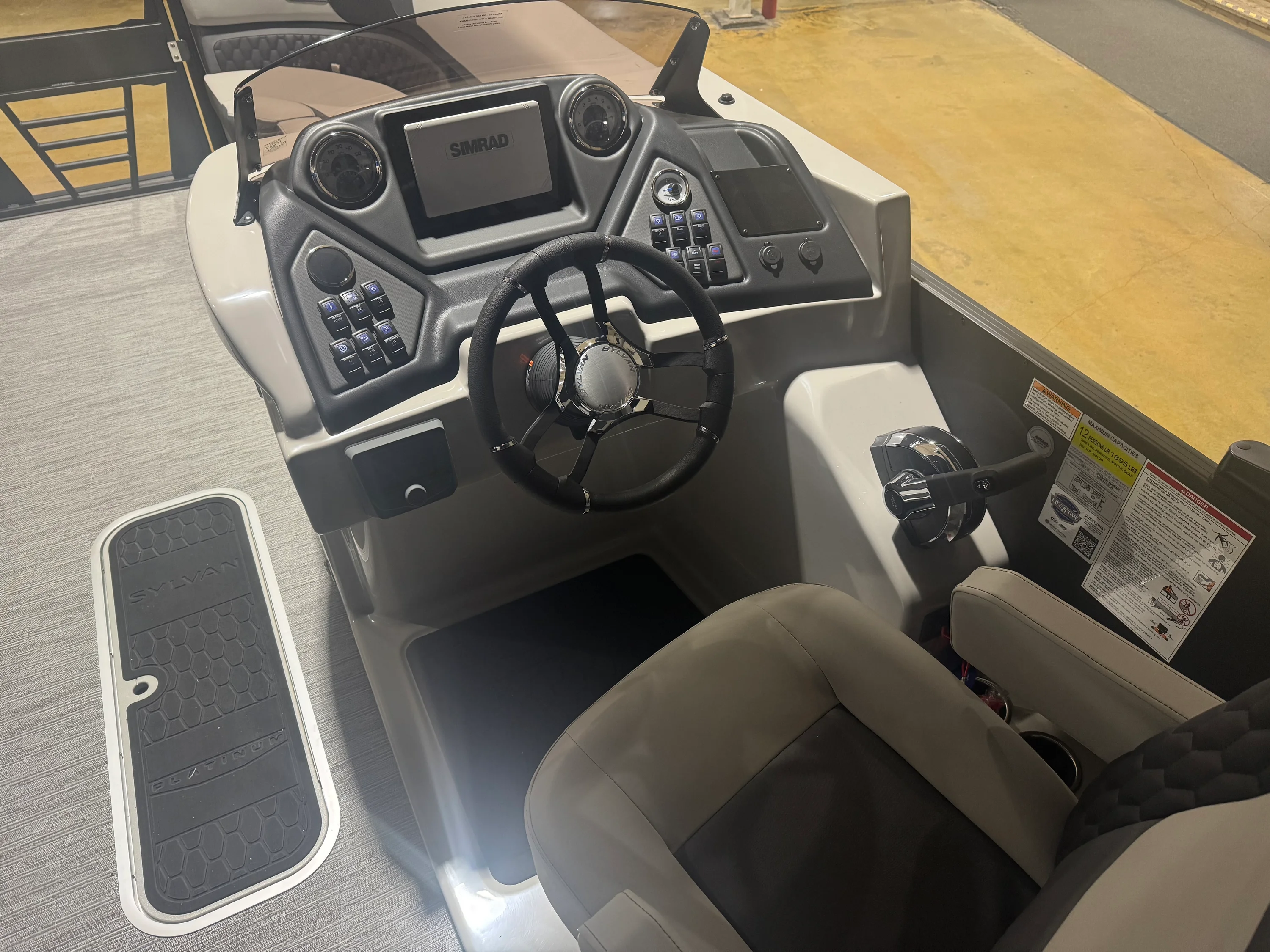 2026 Sylvan L3 SLZ Image Thumbnail #3