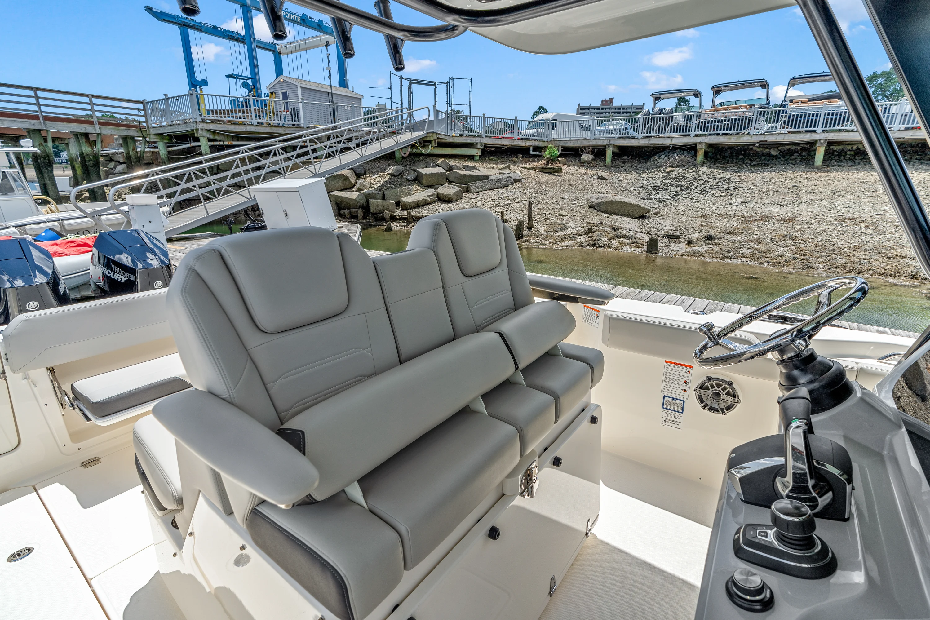 2026 Boston Whaler 330 Outrage Image Thumbnail #15