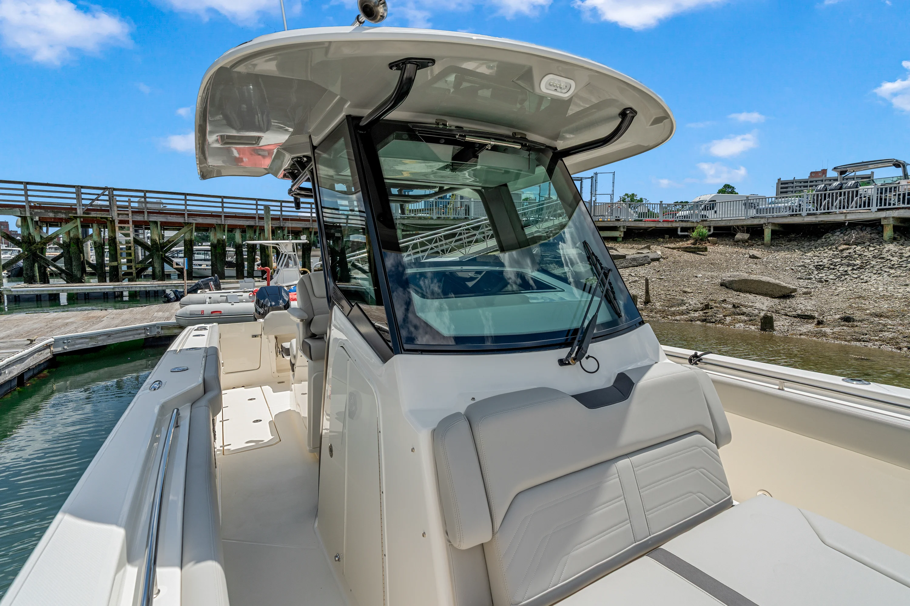 2026 Boston Whaler 330 Outrage Image Thumbnail #30
