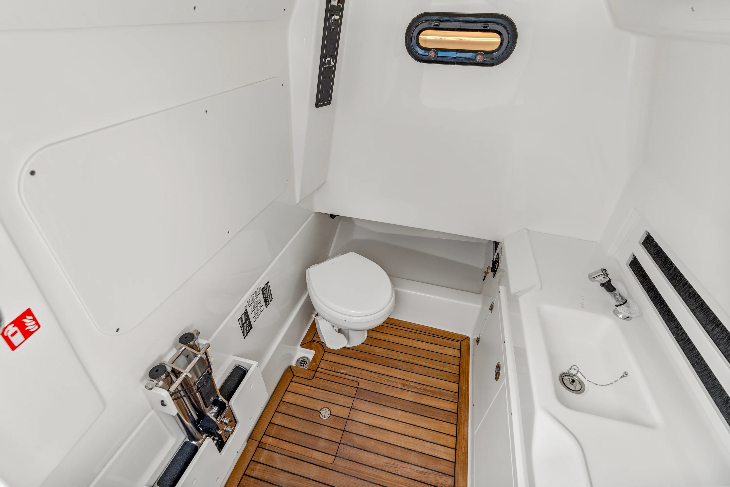 2026 Boston Whaler 330 Outrage Image Thumbnail #24