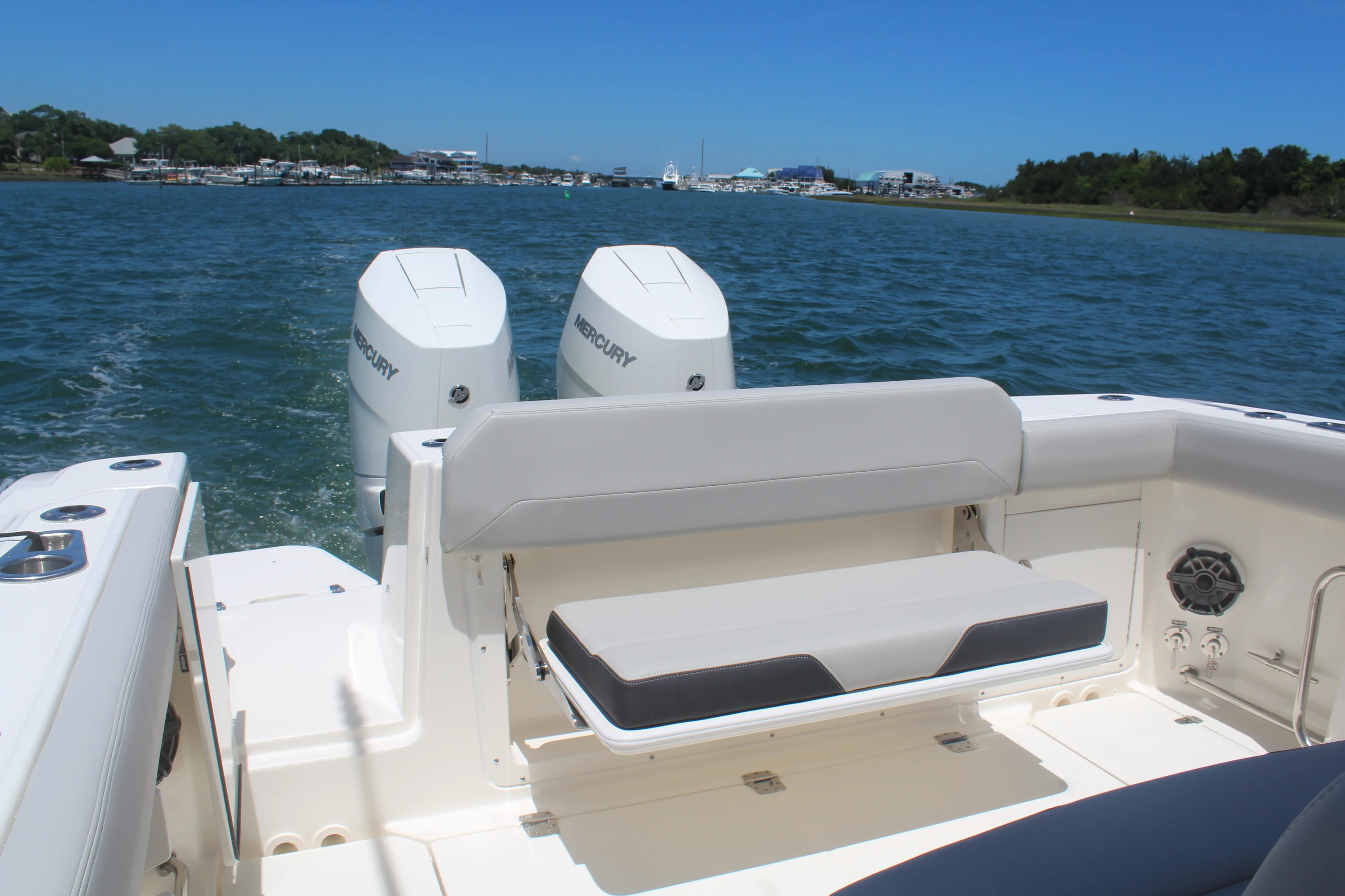 2026 Boston Whaler 330 Outrage Image Thumbnail #10