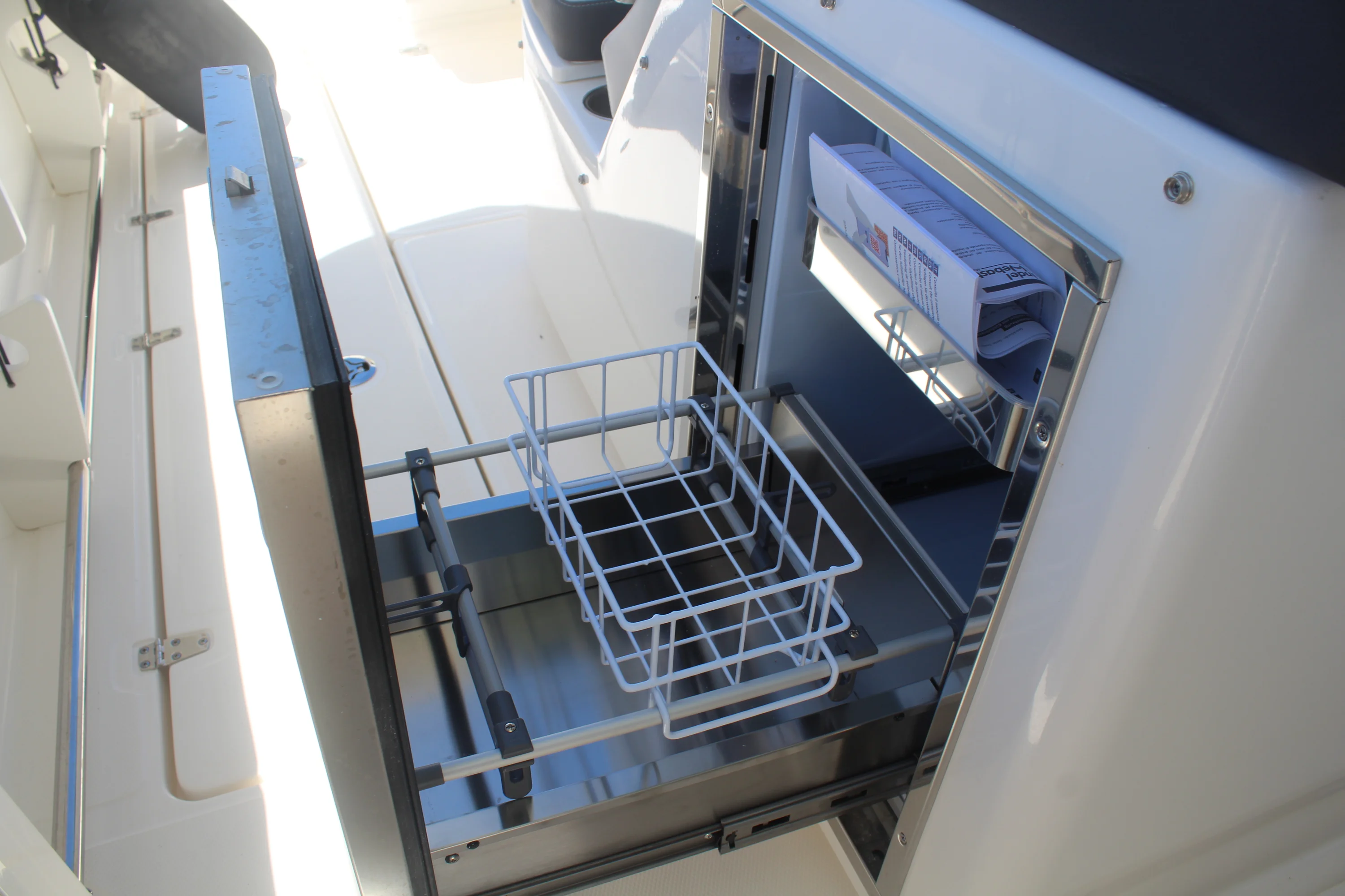 2026 Boston Whaler 330 Outrage Image Thumbnail #15