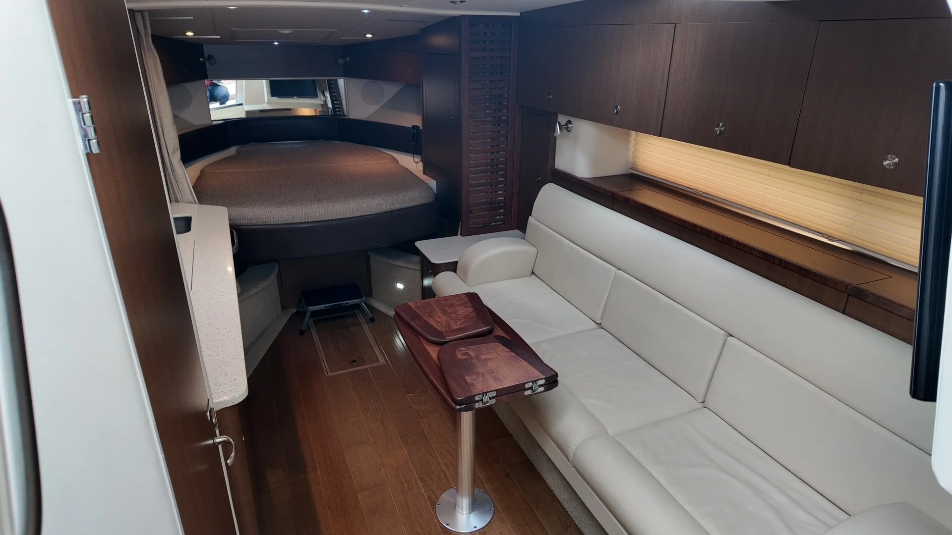 2016 Sea Ray 370 SUNDANCER Image Thumbnail #21