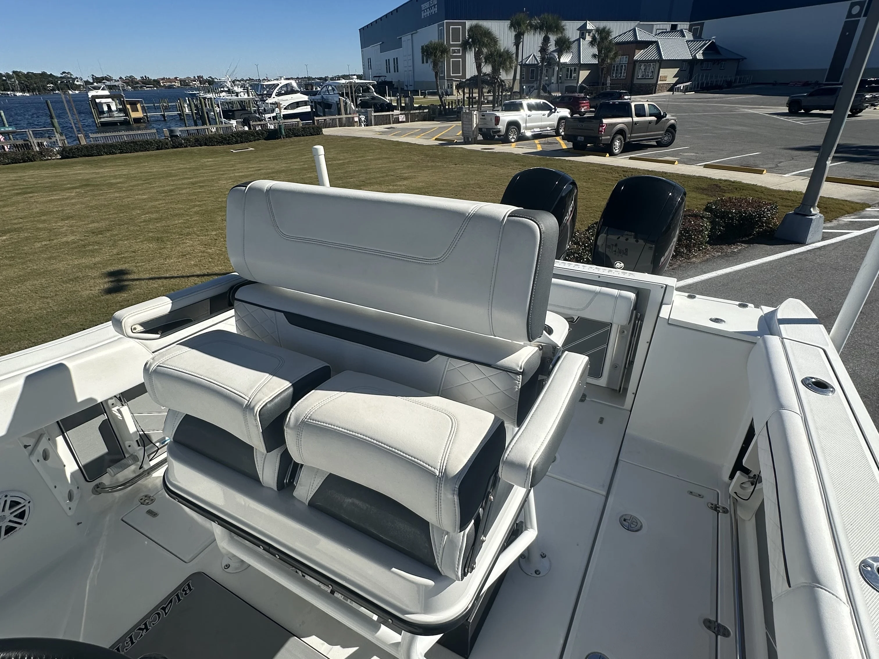 2021 Blackfin 252 CC Image Thumbnail #14