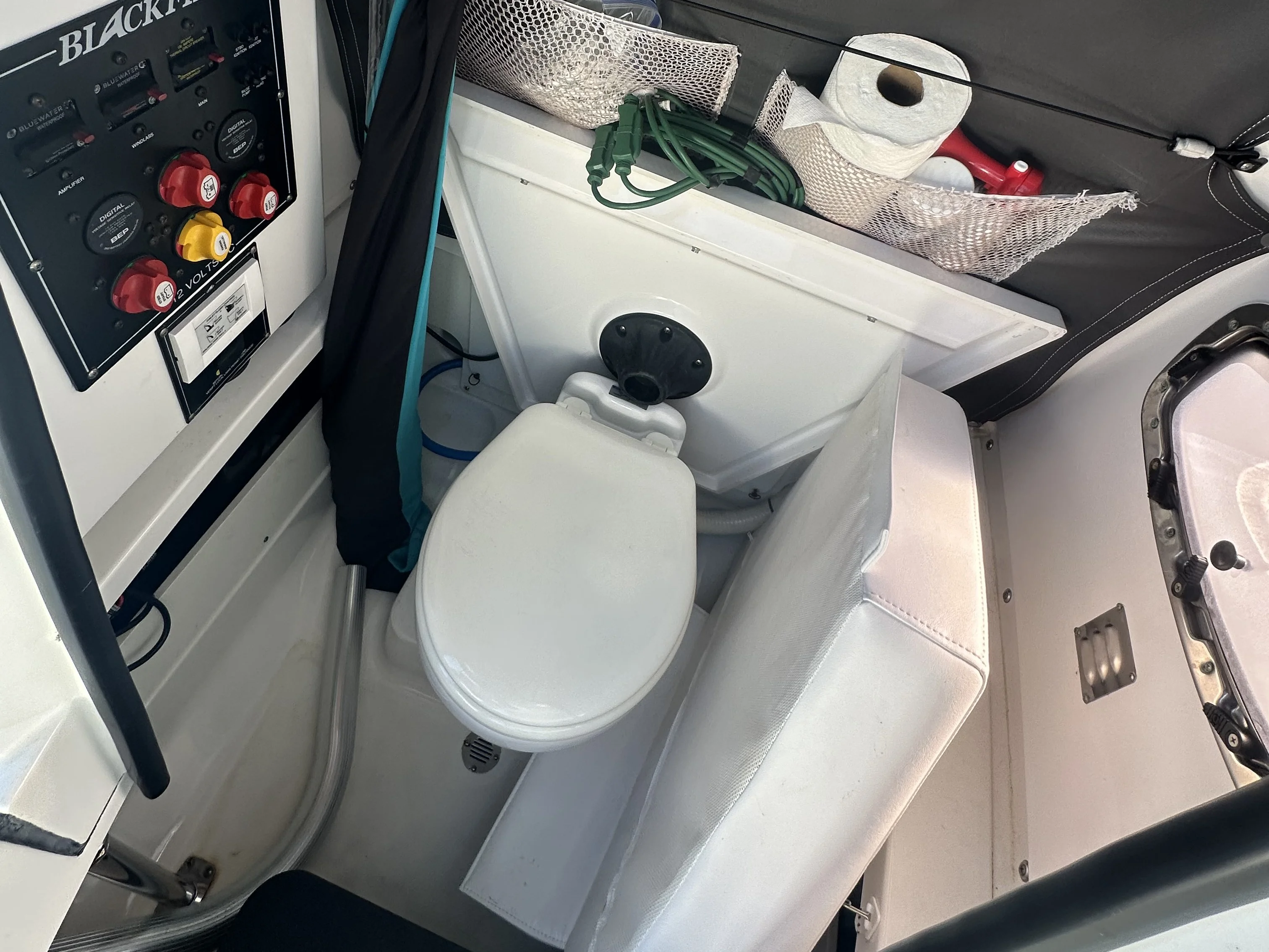 2021 Blackfin 252 CC Image Thumbnail #24