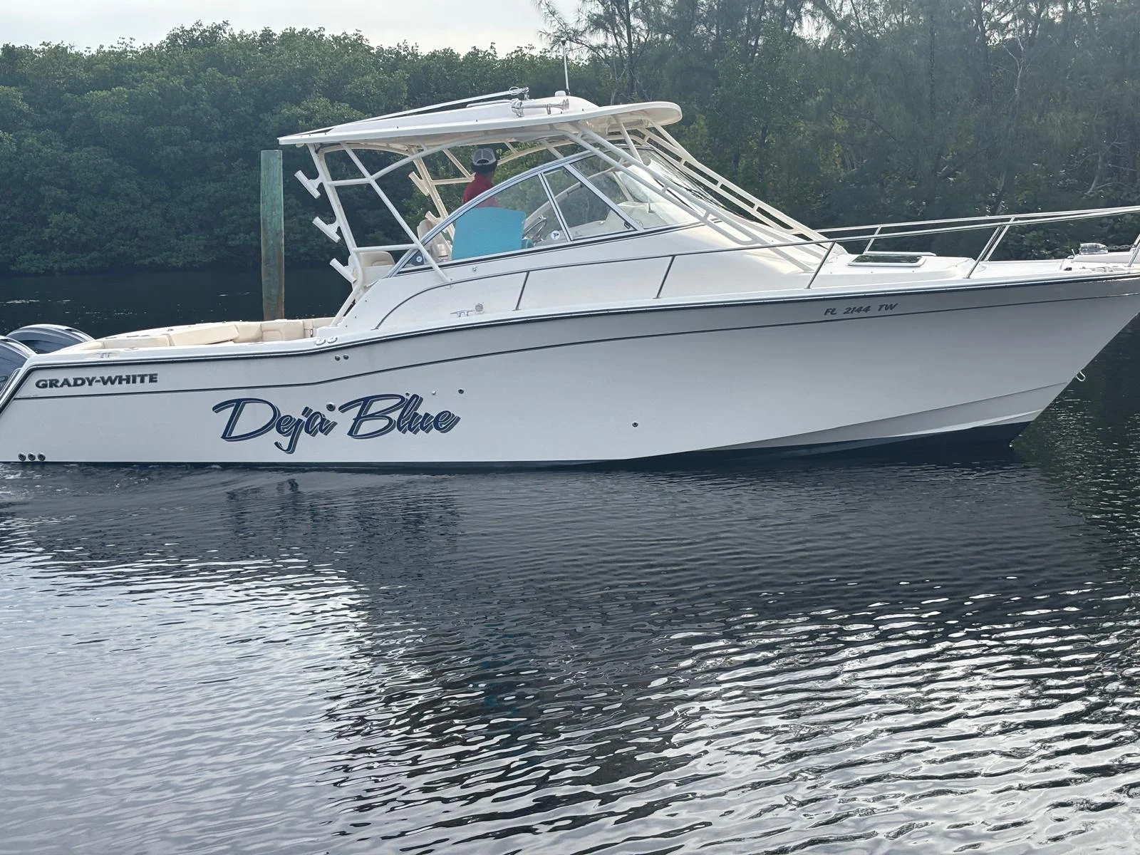 2023 Grady-White 330 EXPRESS Image Thumbnail #6