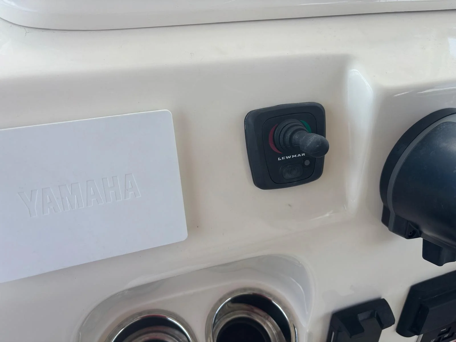 2023 Grady-White 330 EXPRESS Image Thumbnail #12