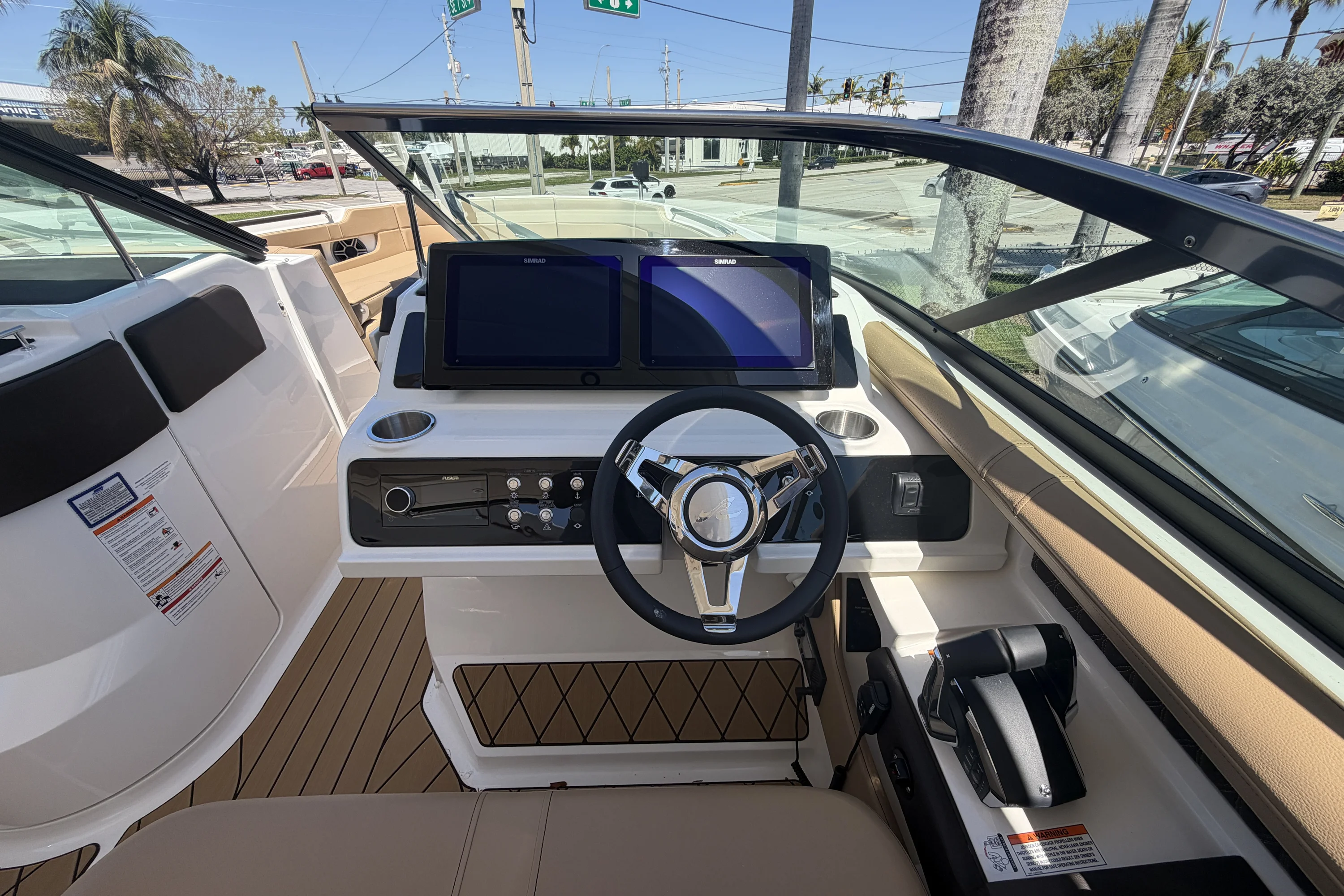 2026 Sea Ray SLX 310 Outboard Image Thumbnail #19