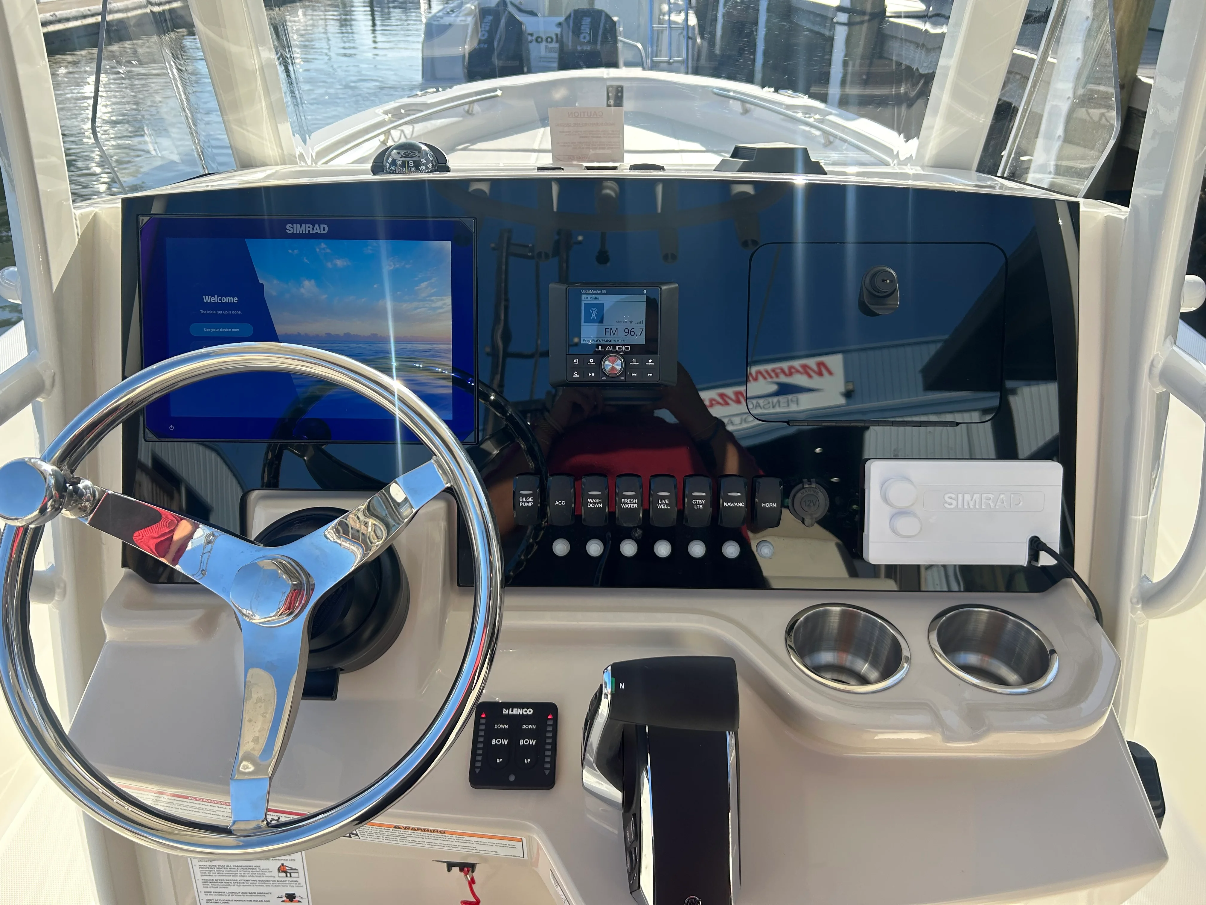 2026 Boston Whaler 250 Dauntless Image Thumbnail #13