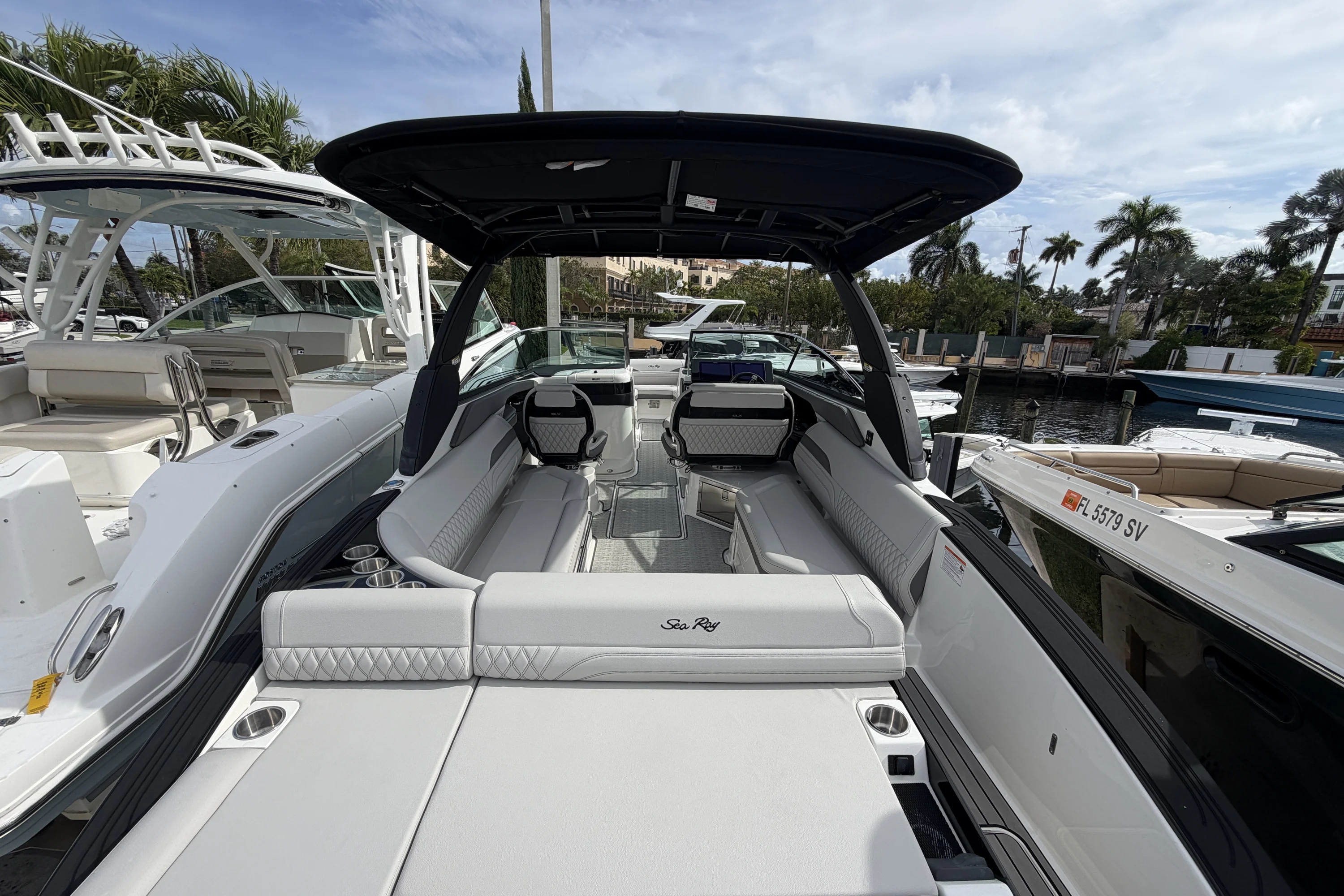 2026 Sea Ray SLX 280 Outboard Image Thumbnail #9