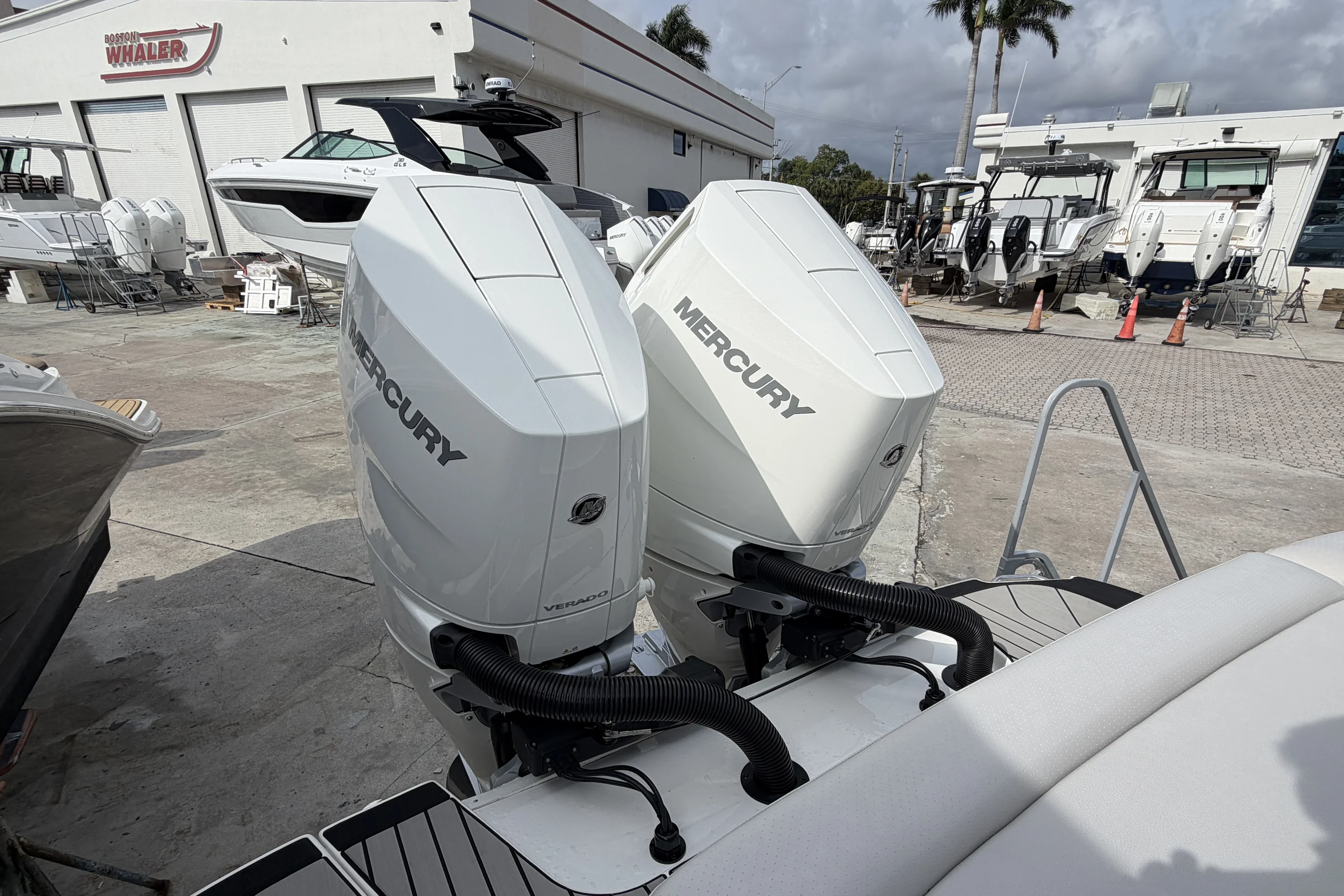 2026 Sea Ray SLX 280 Outboard Image Thumbnail #6