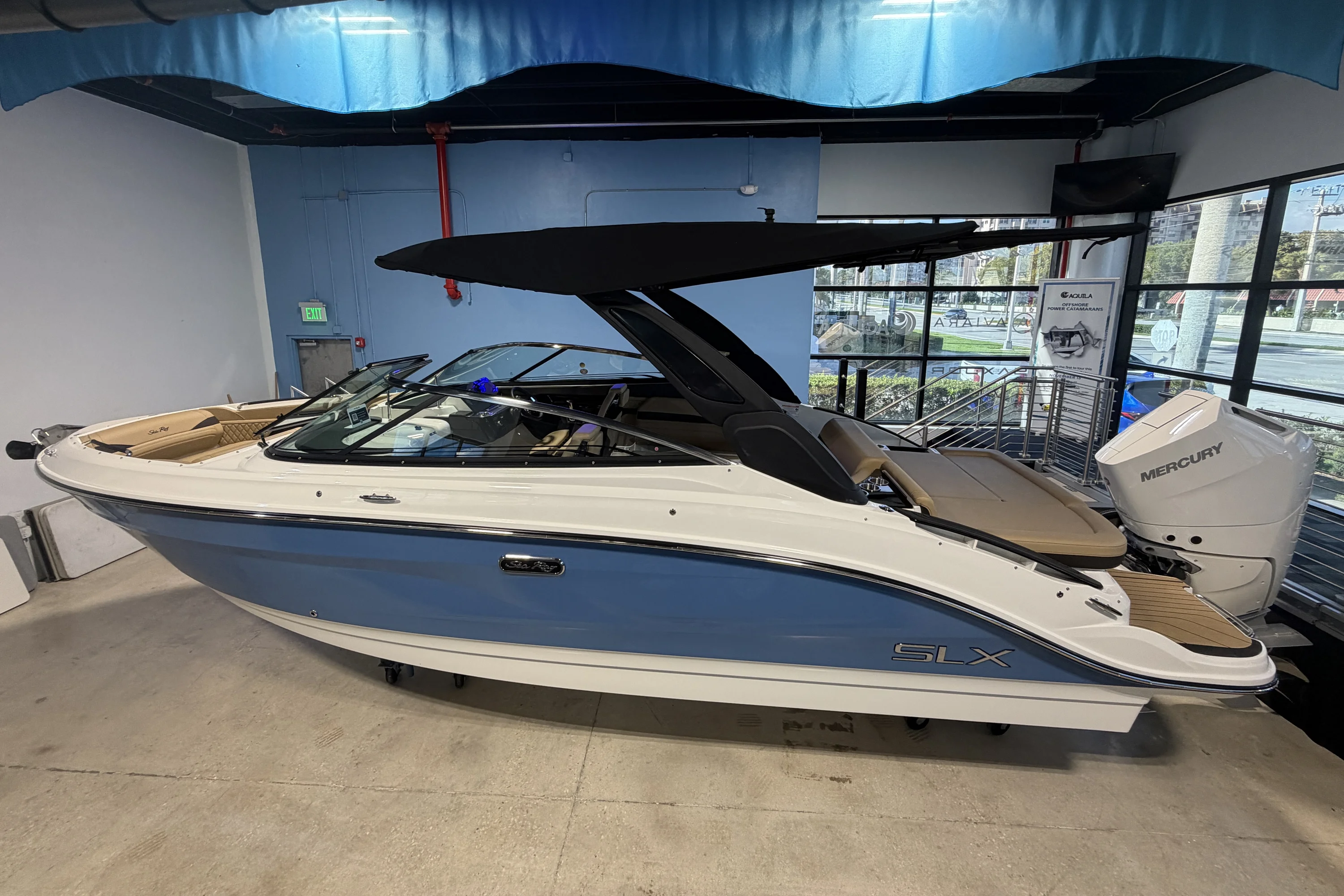 2026 Sea Ray SLX 260 Outboard Image Thumbnail #1