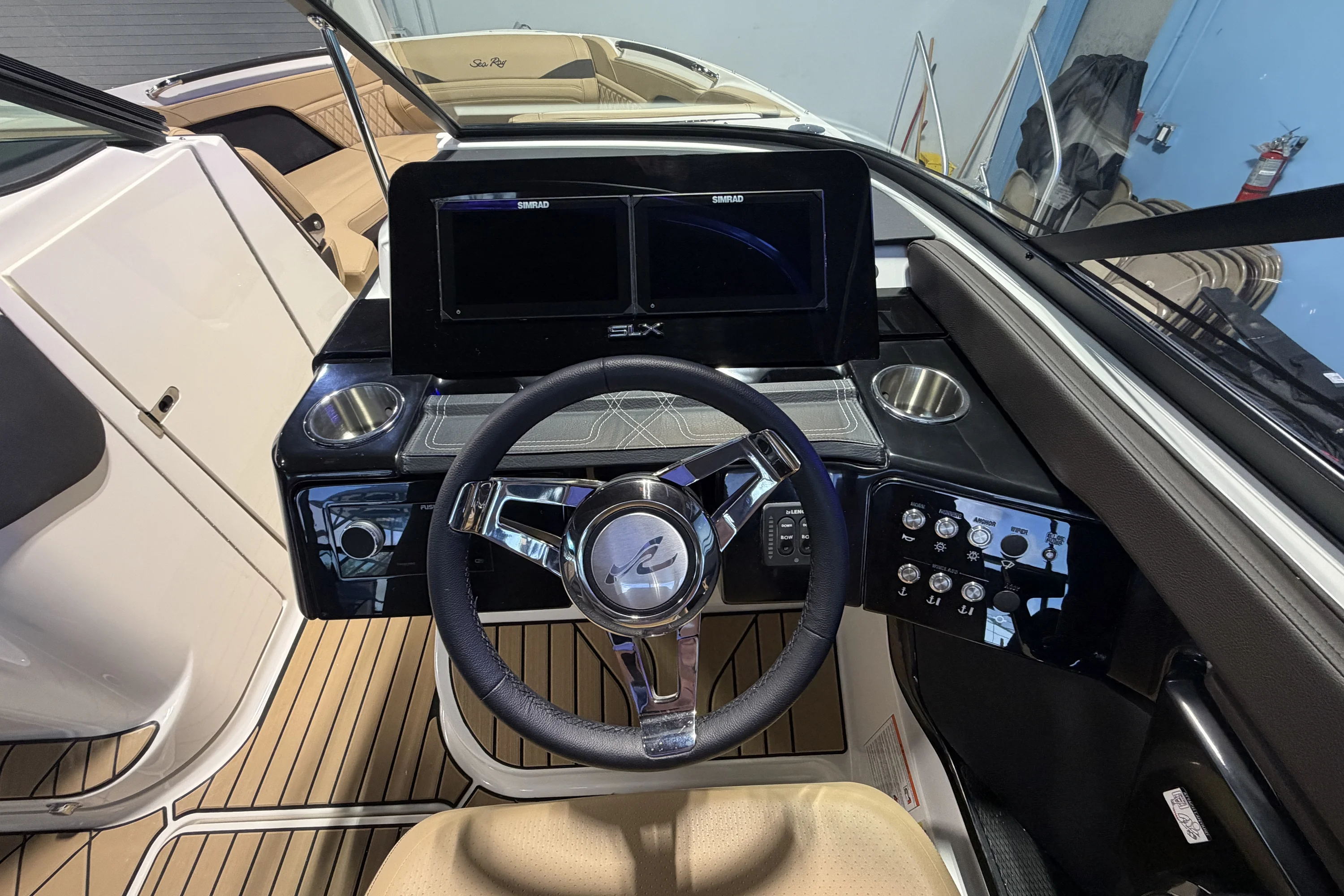 2026 Sea Ray SLX 260 Outboard Image Thumbnail #13