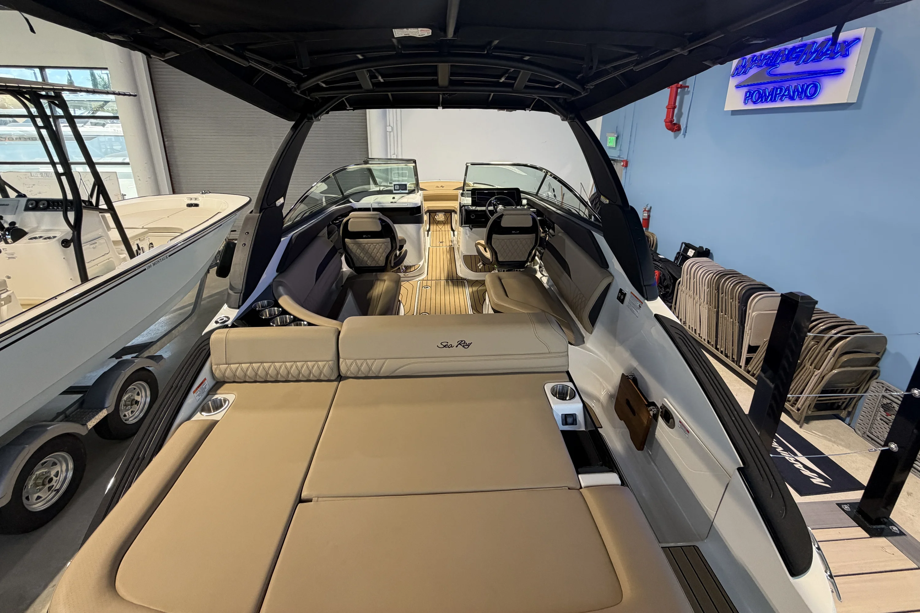 2026 Sea Ray SLX 260 Outboard Image Thumbnail #7