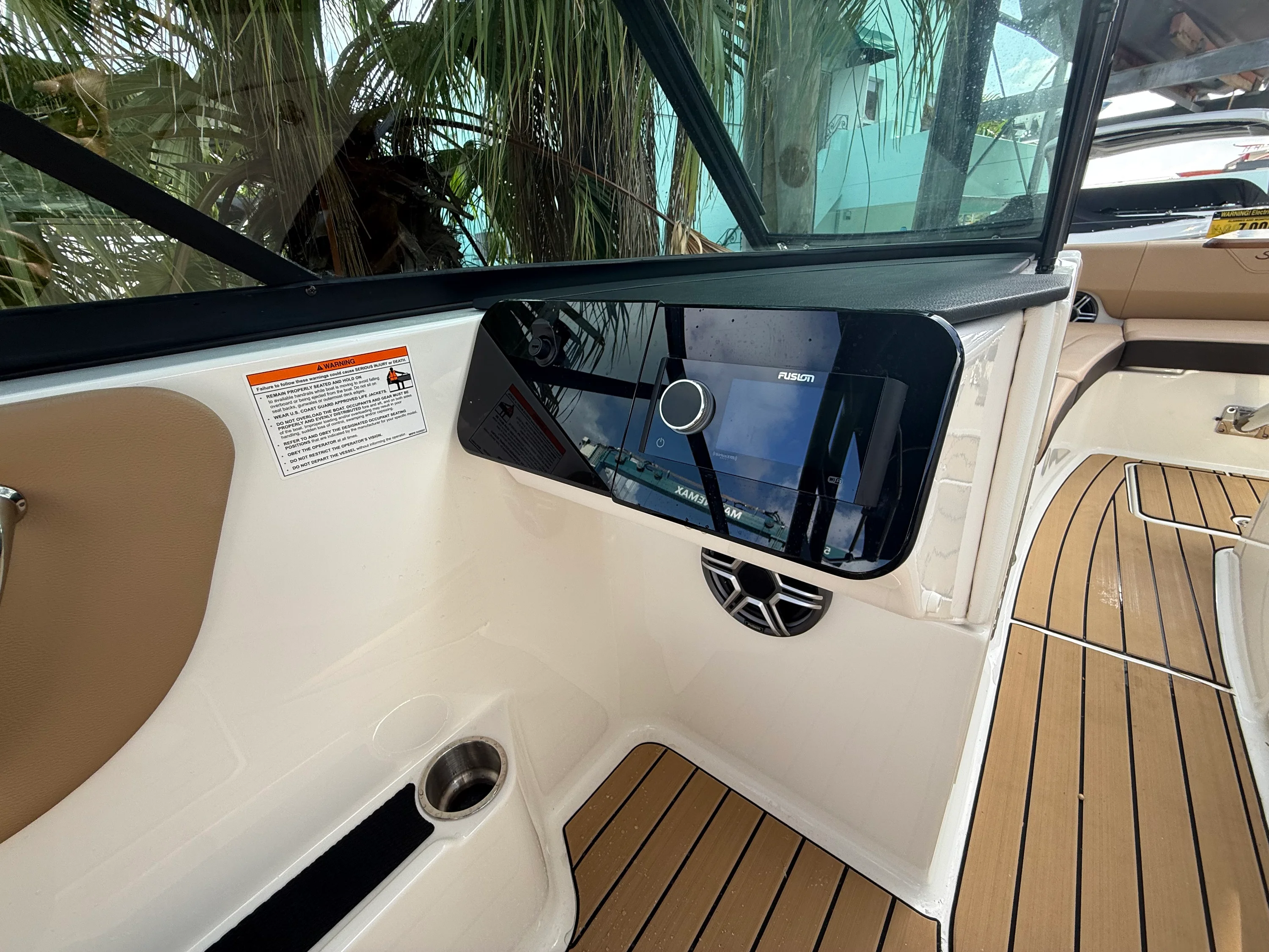 2026 Sea Ray SDX 270 Outboard Image Thumbnail #20