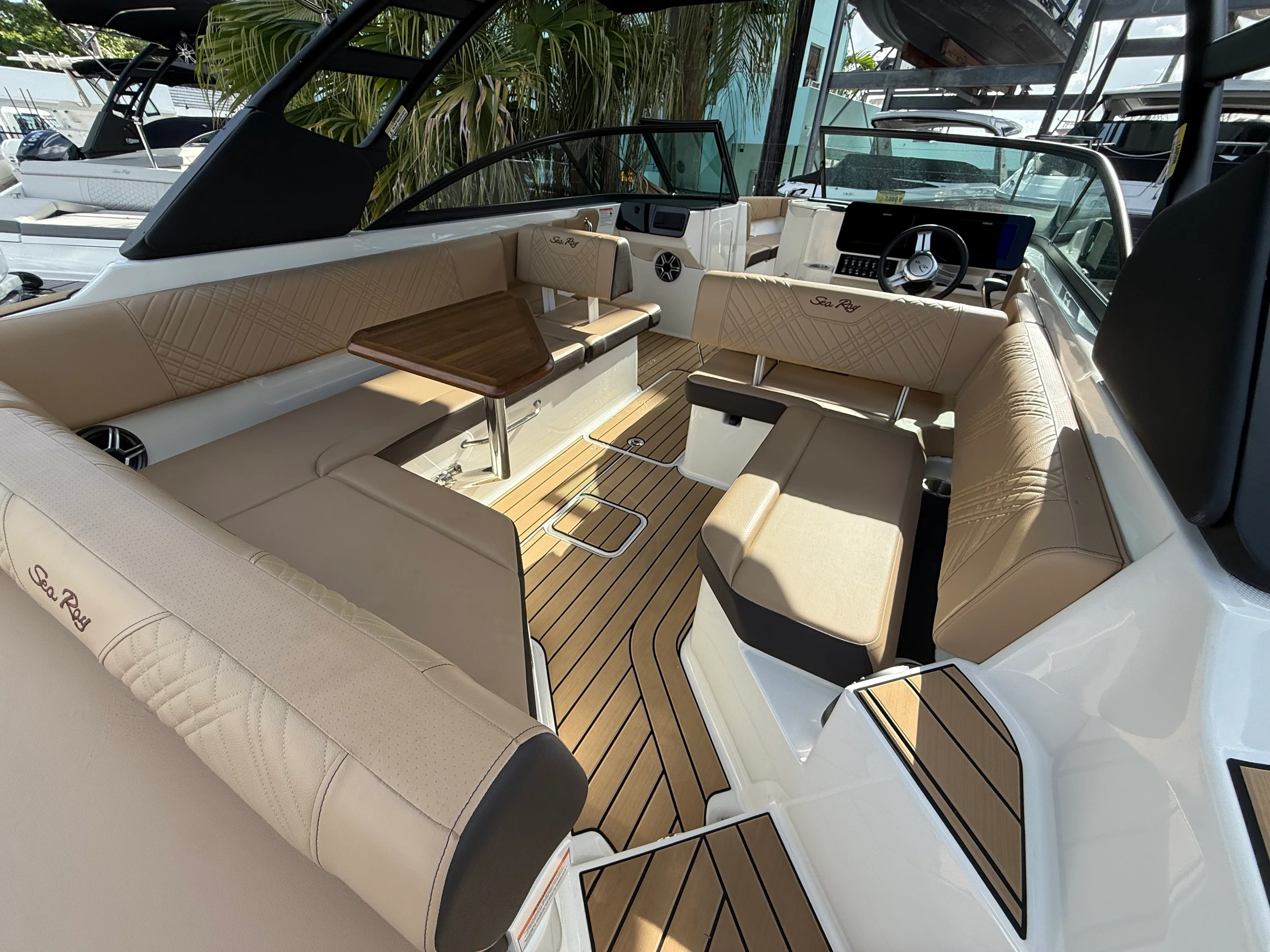 2026 Sea Ray SDX 270 Outboard Image Thumbnail #22