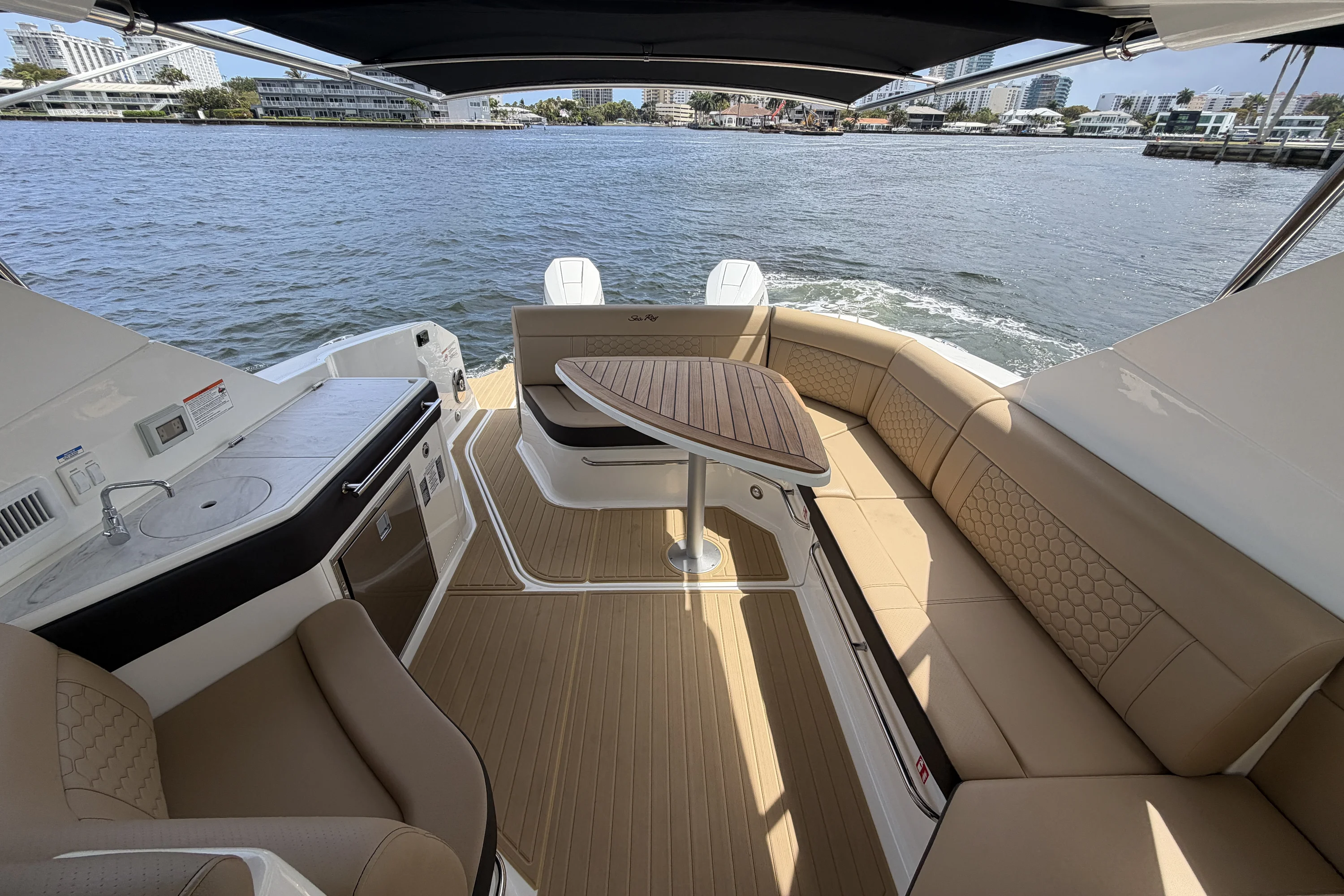 2026 Sea Ray Sundancer 320 Outboard Image Thumbnail #20