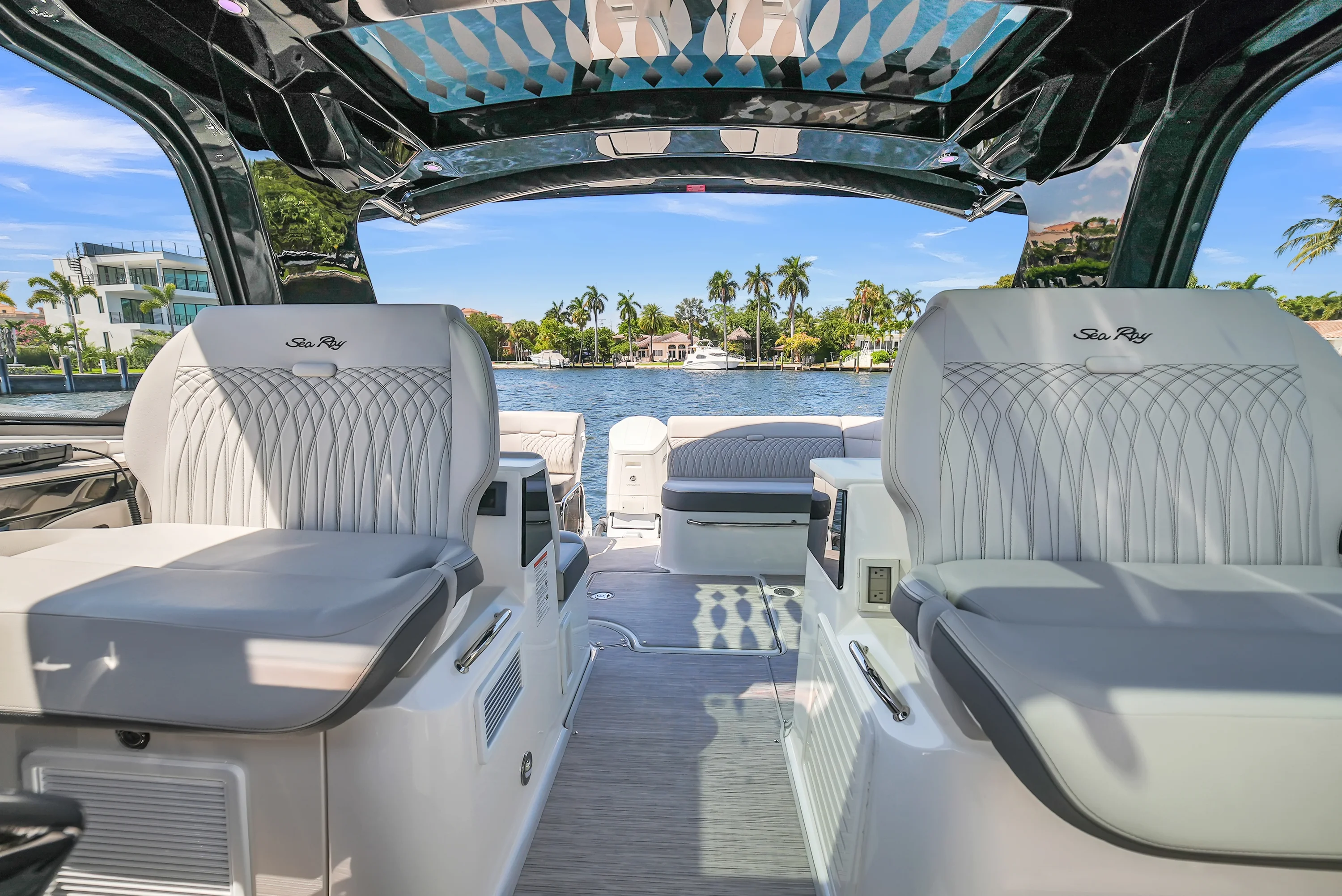 2026 Sea Ray Sundancer 370 Outboard Image Thumbnail #29