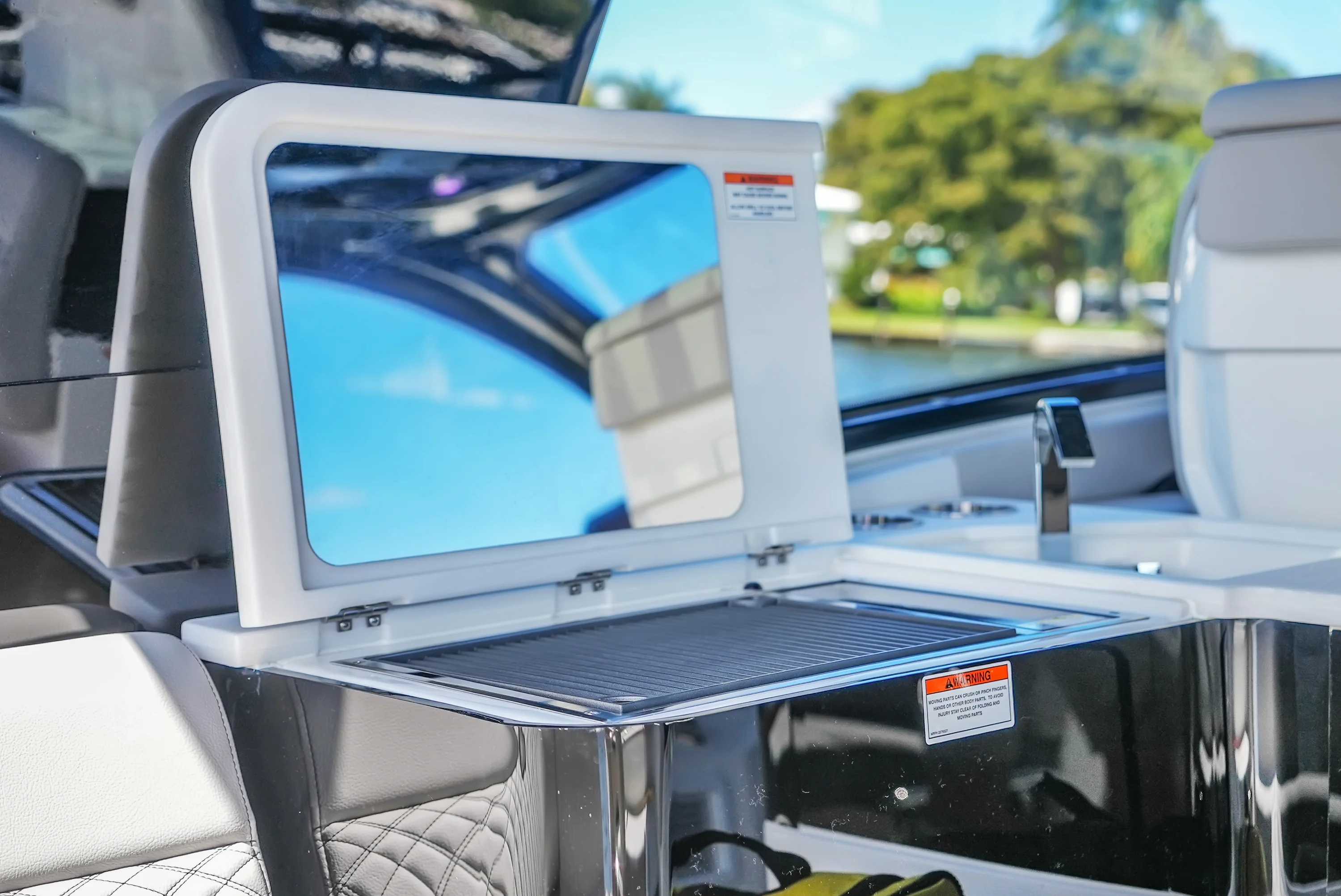 2026 Sea Ray Sundancer 370 Outboard Image Thumbnail #42