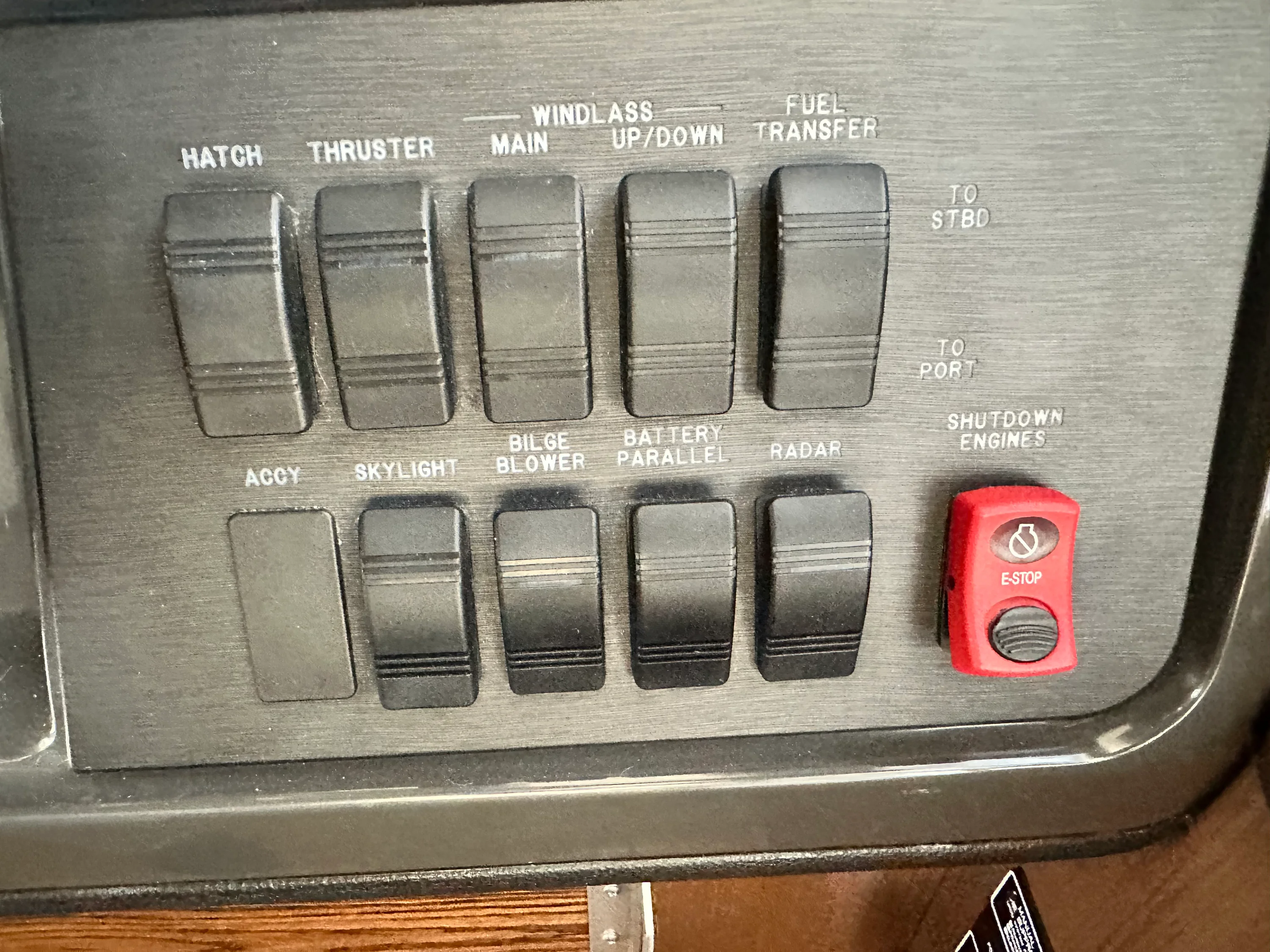 2016 Sea Ray 400 SUNDANCER Image Thumbnail #23