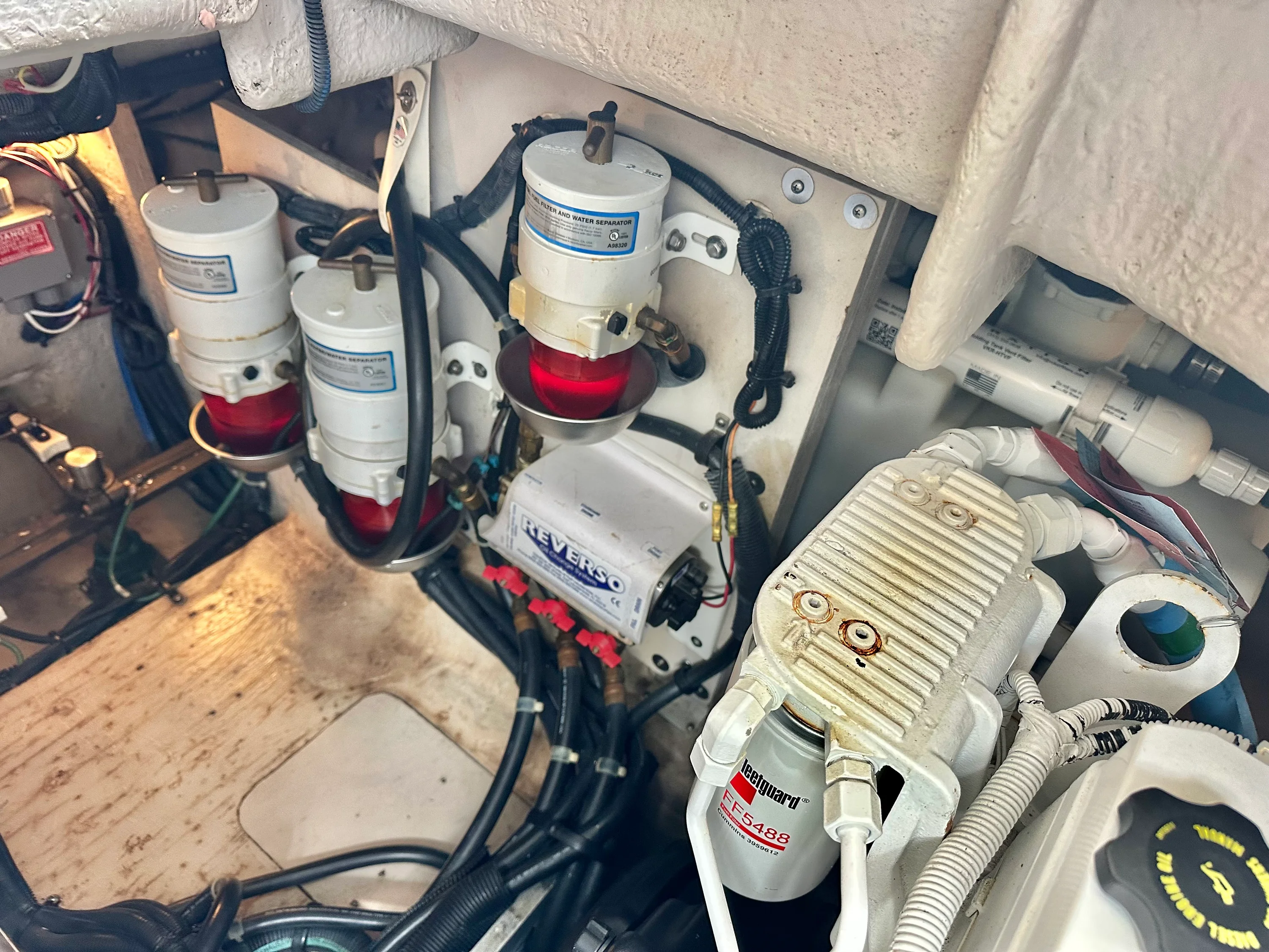 2016 Sea Ray 400 SUNDANCER Image Thumbnail #42