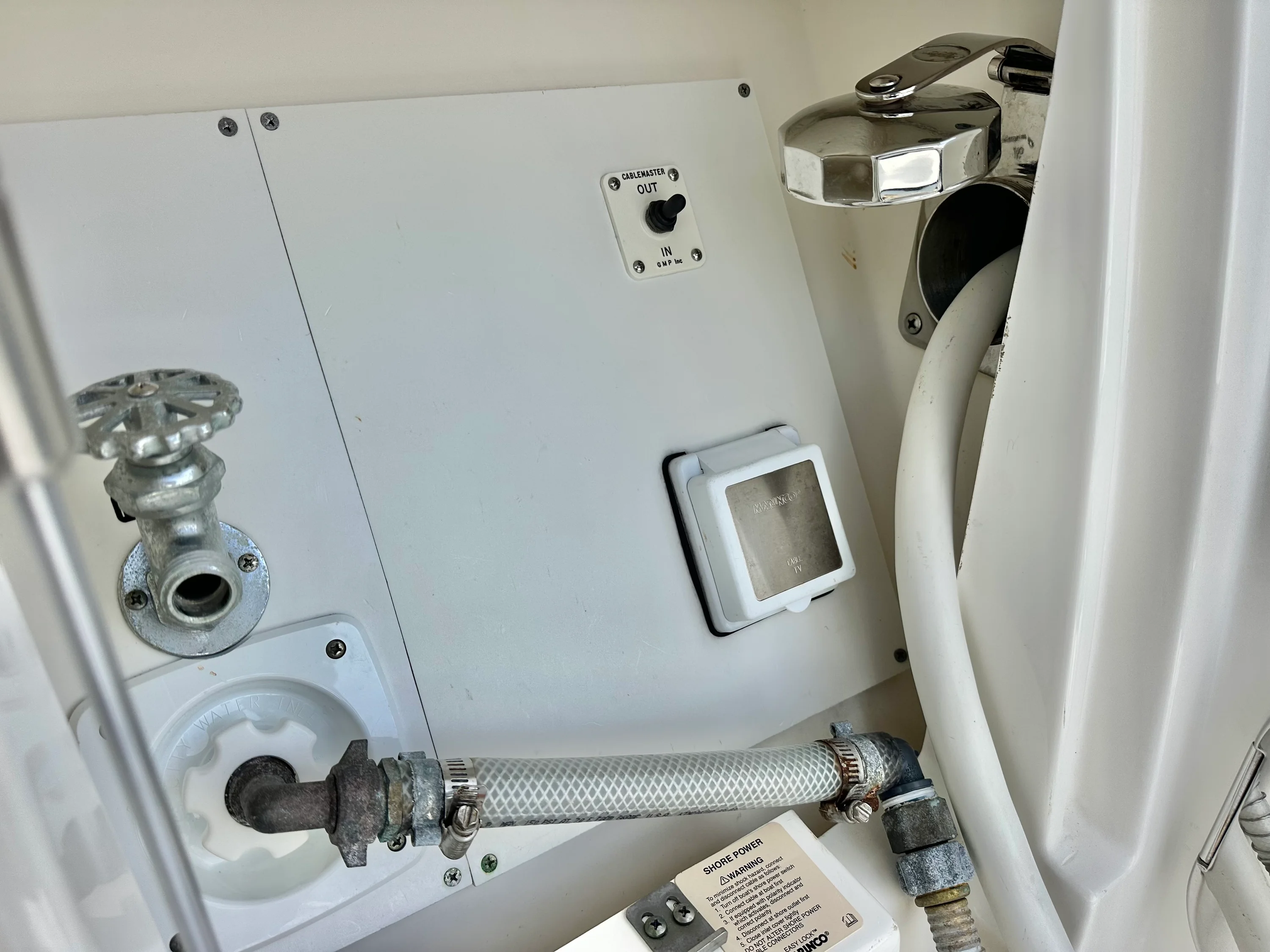 2016 Sea Ray 400 SUNDANCER Image Thumbnail #5