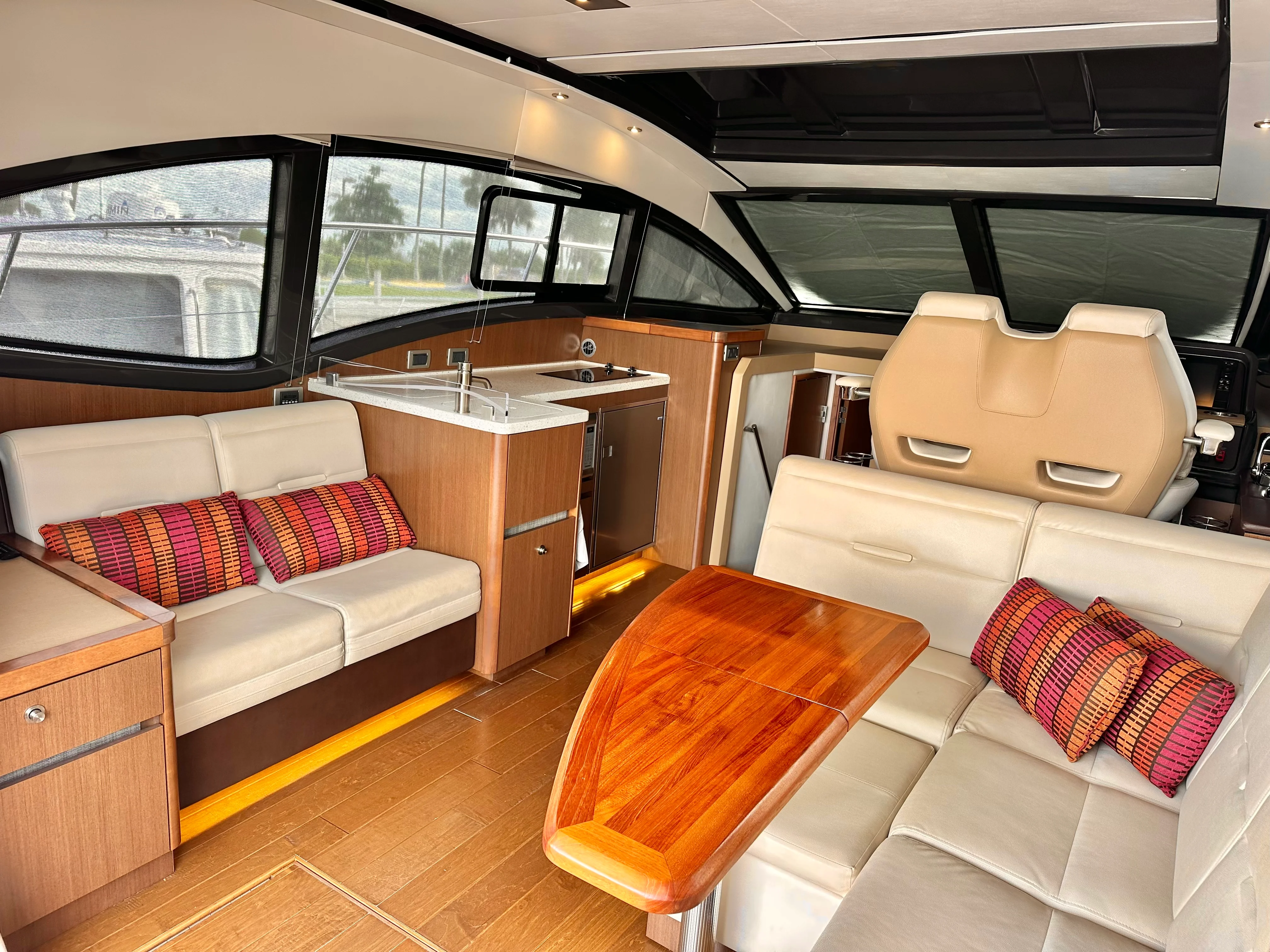 2016 Sea Ray 400 SUNDANCER Image Thumbnail #11