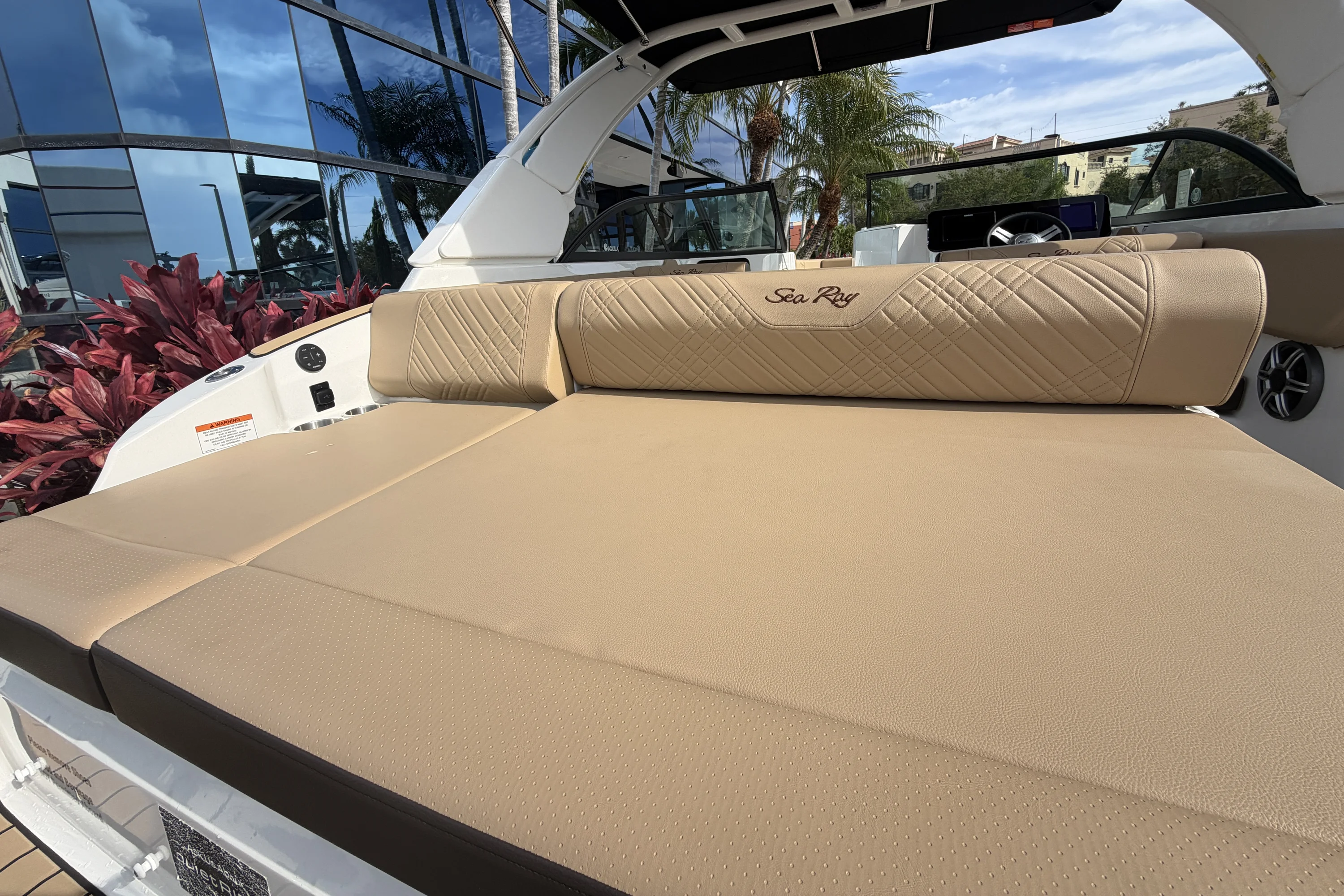 2026 Sea Ray SDX 230 Outboard Image Thumbnail #11