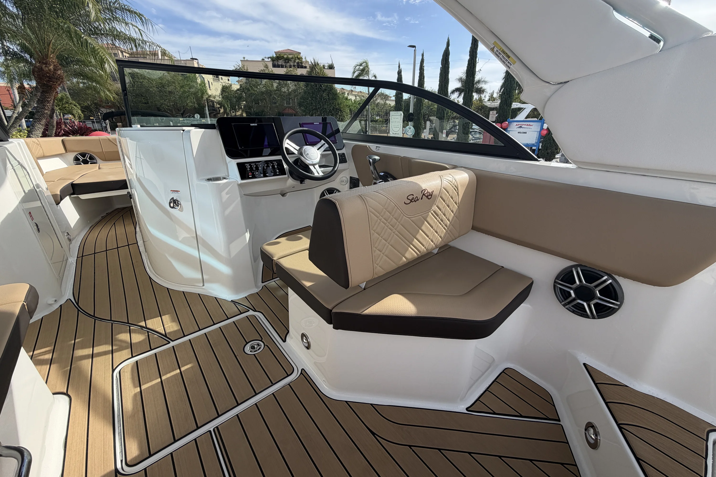 2026 Sea Ray SDX 230 Outboard Image Thumbnail #13