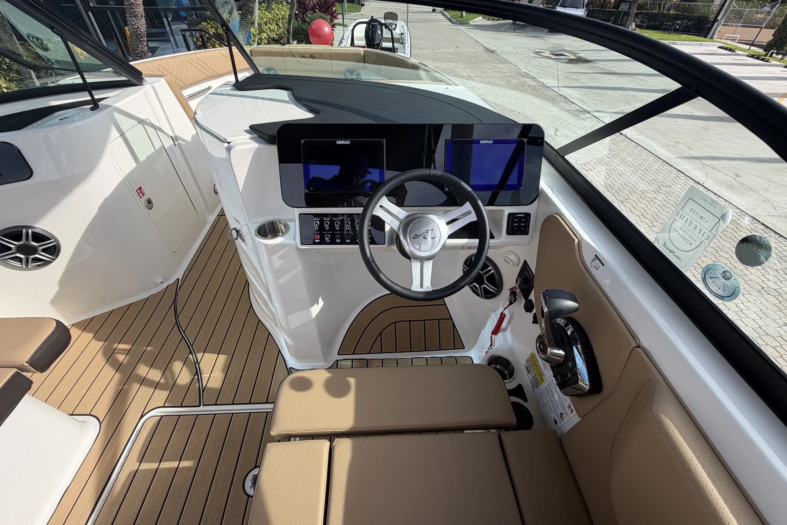 2026 Sea Ray SDX 230 Outboard Image Thumbnail #16