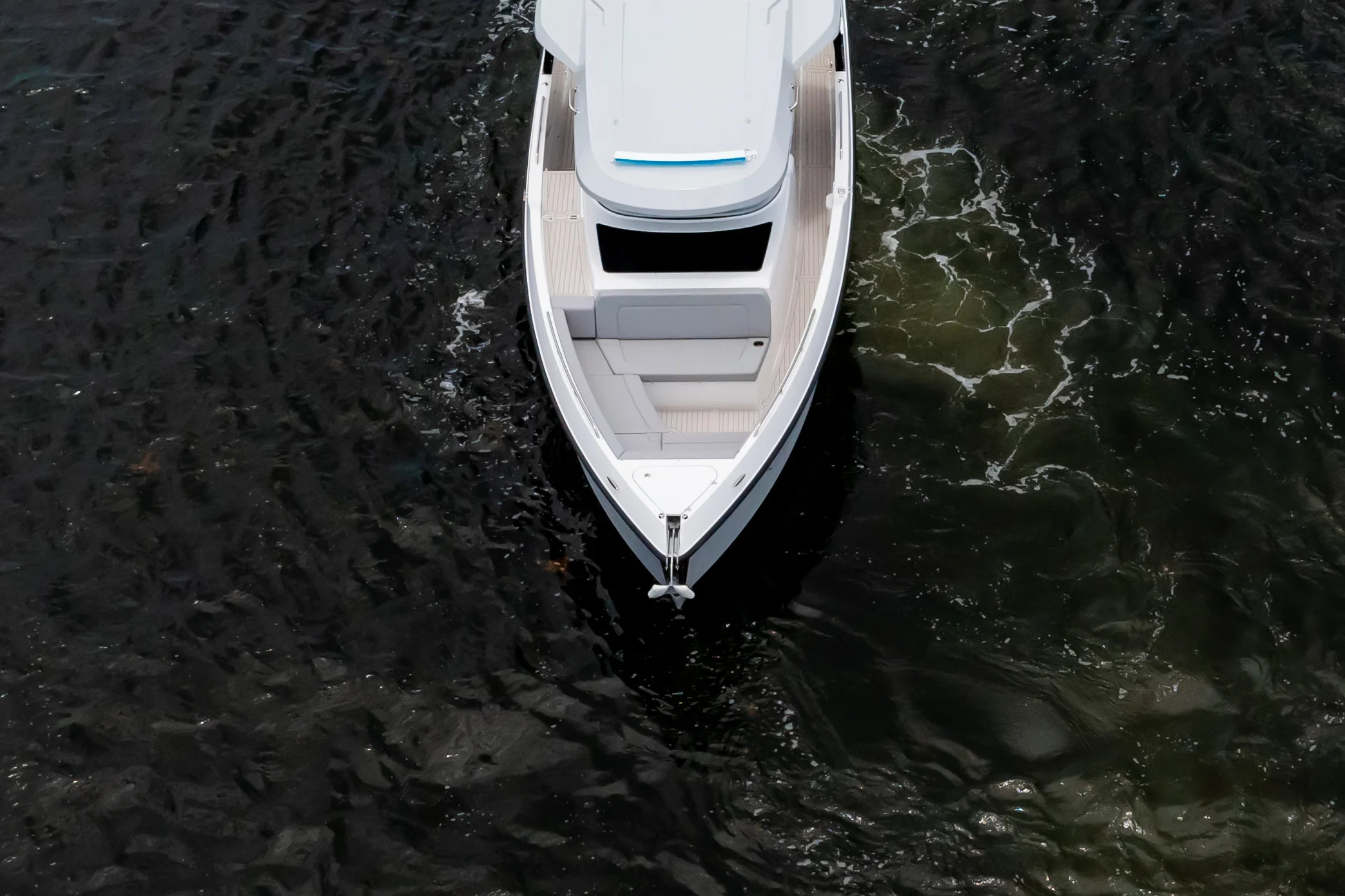 2026 Cruisers Yachts 38 VTR Image Thumbnail #6