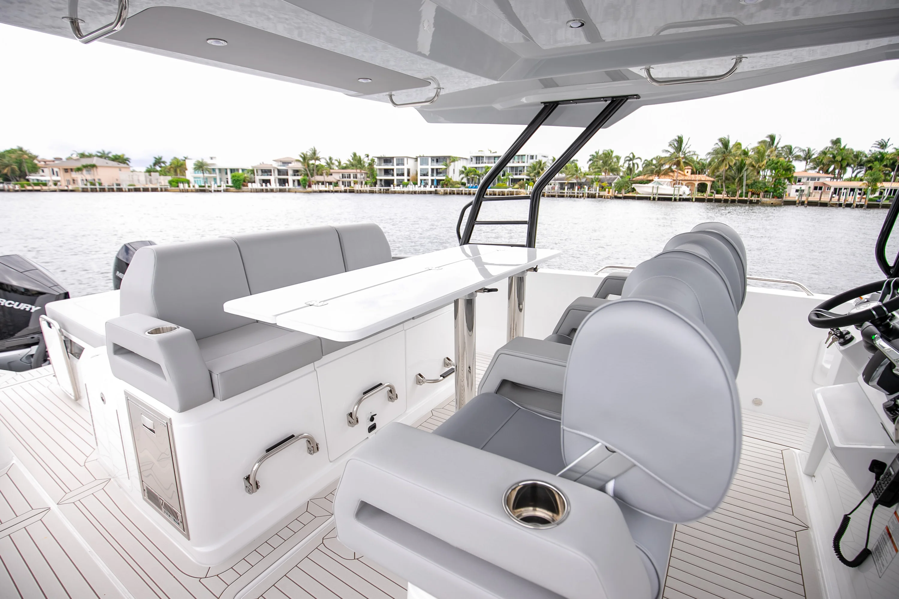 2026 Cruisers Yachts 38 VTR Image Thumbnail #47