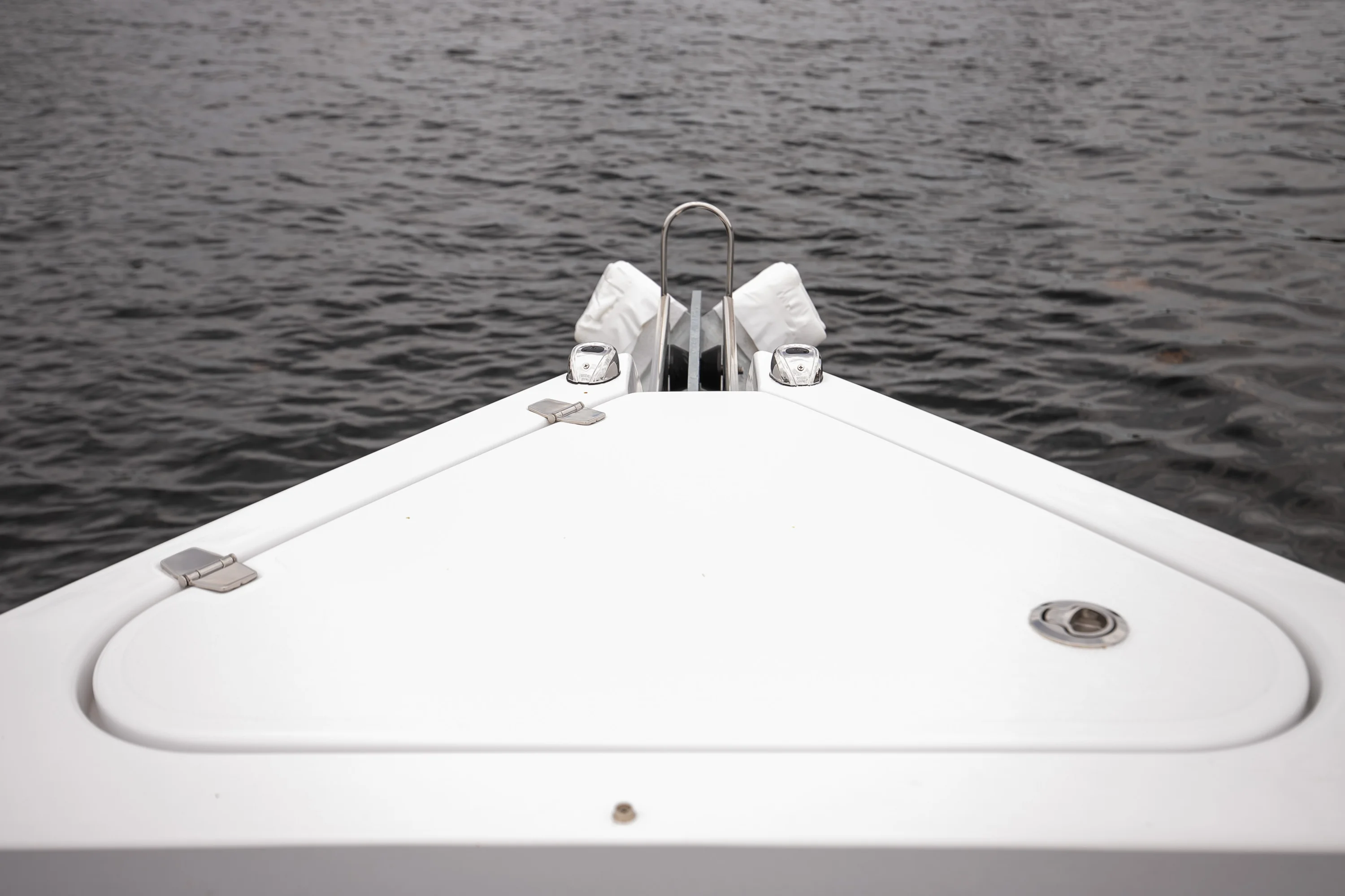 2026 Cruisers Yachts 38 VTR Image Thumbnail #19