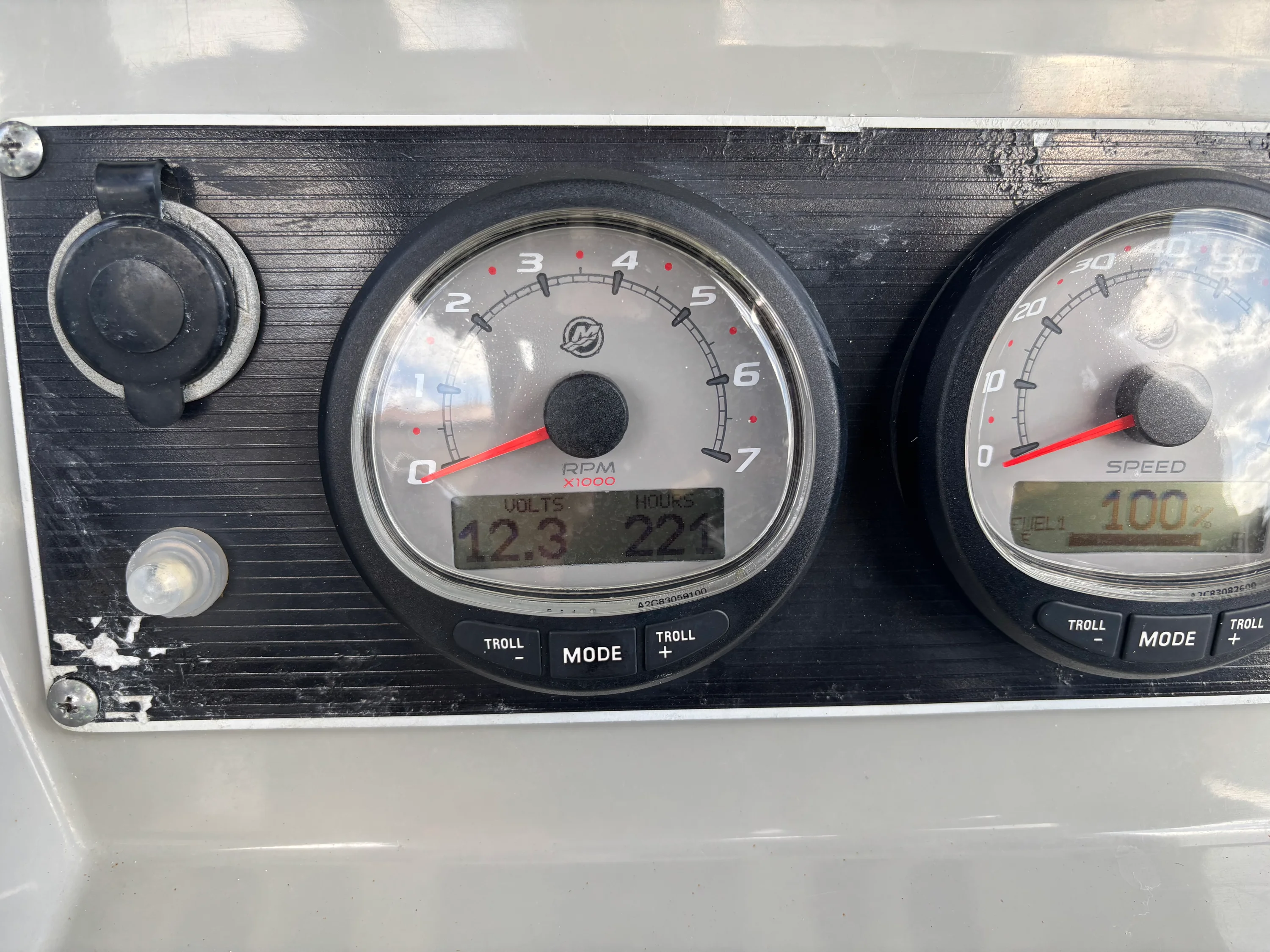 2016 Boston Whaler 210 DAUNTLESS Image Thumbnail #14