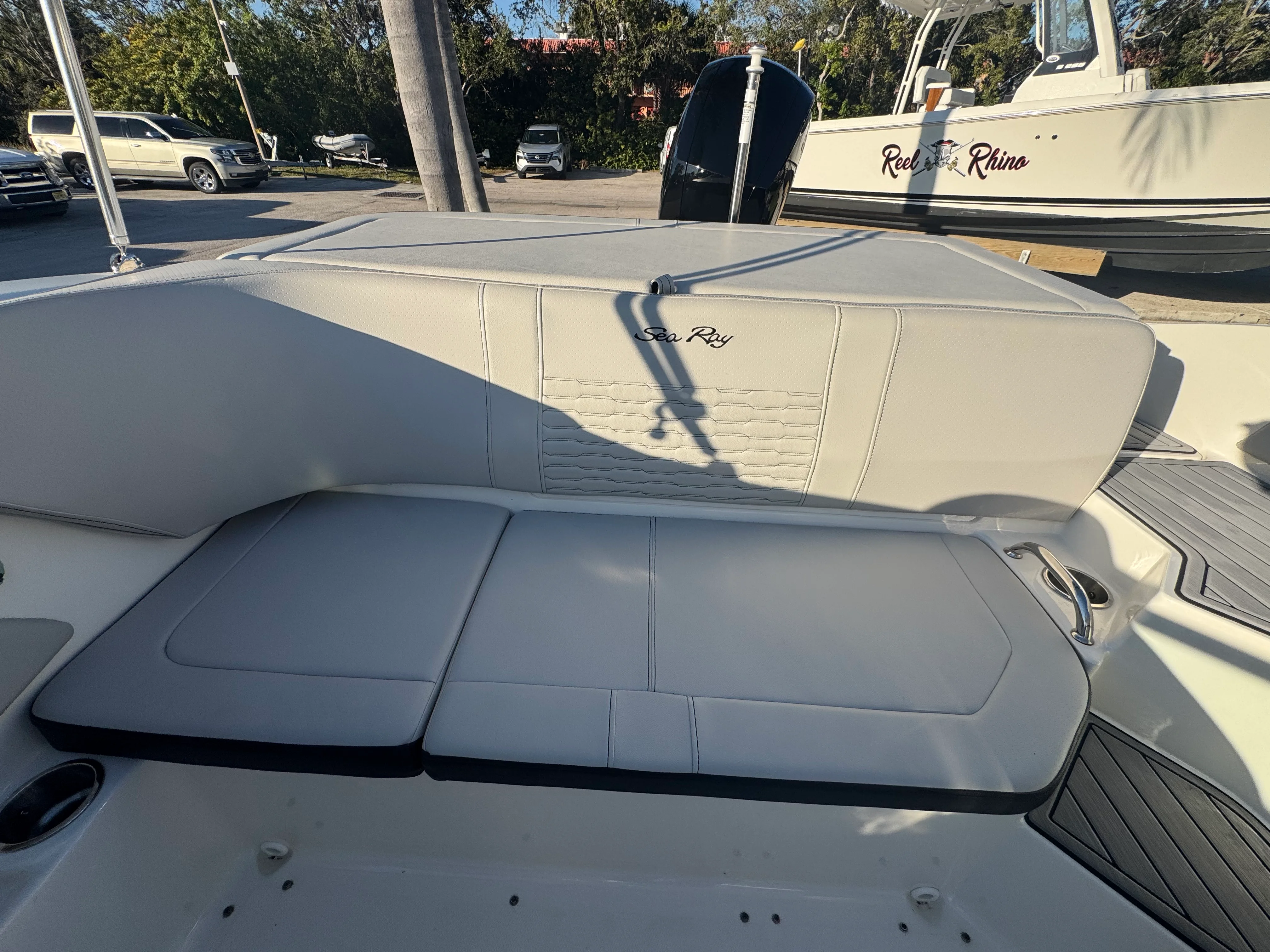 2021 Sea Ray 19 SPX OUTBOARD Image Thumbnail #9
