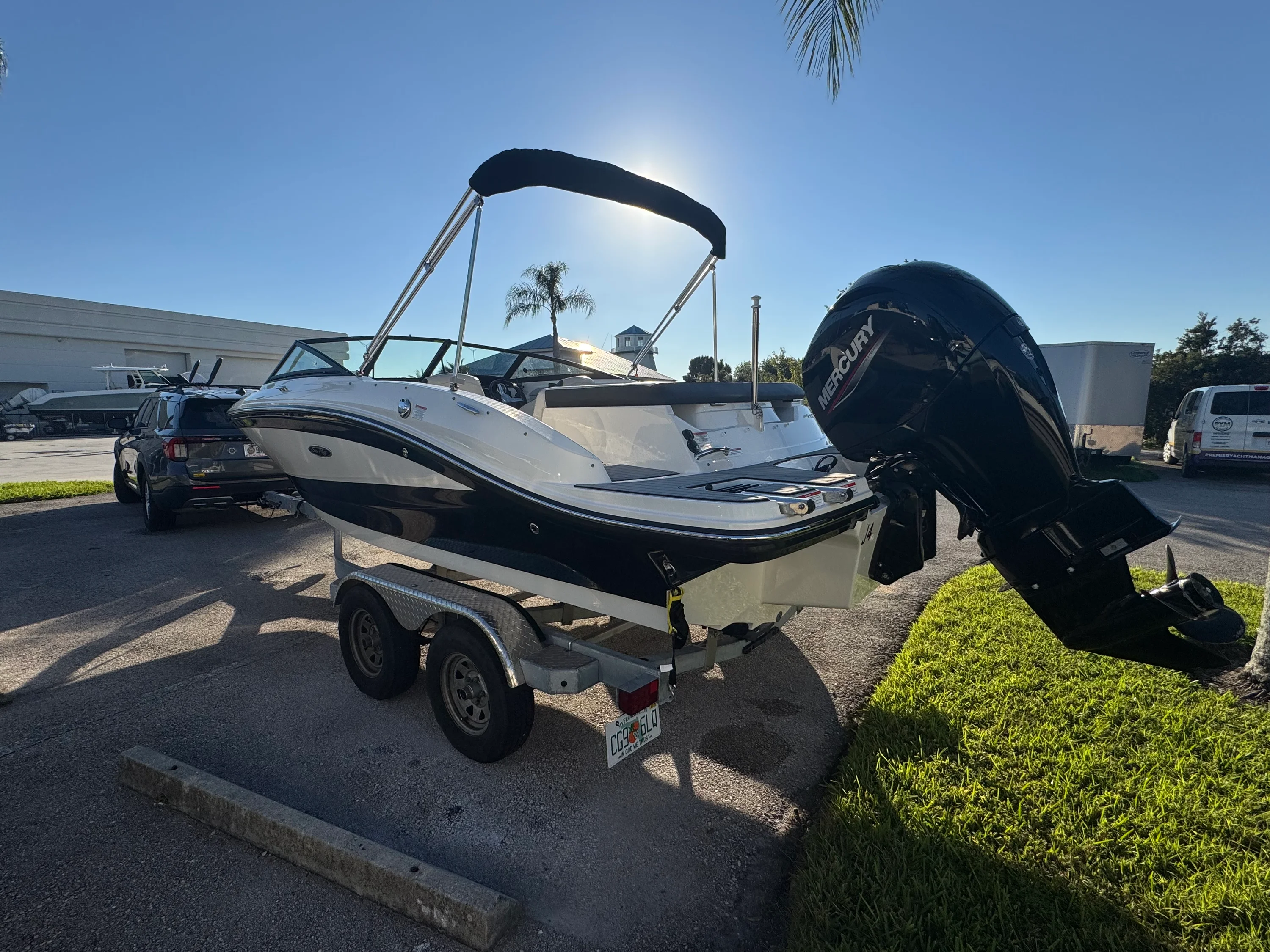 2021 Sea Ray SPX 190 OUTBOARD Image Thumbnail #5