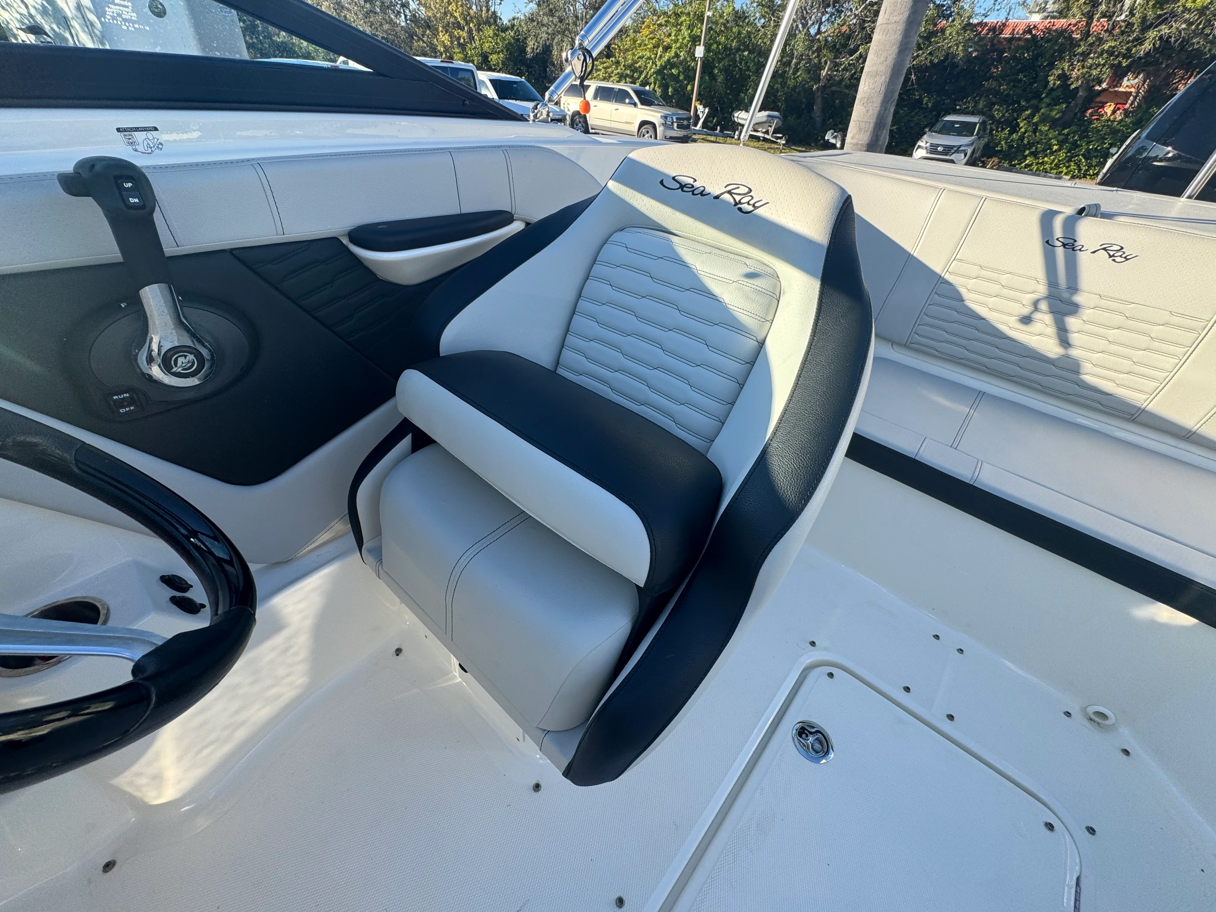 2021 Sea Ray 19 SPX OUTBOARD Image Thumbnail #13