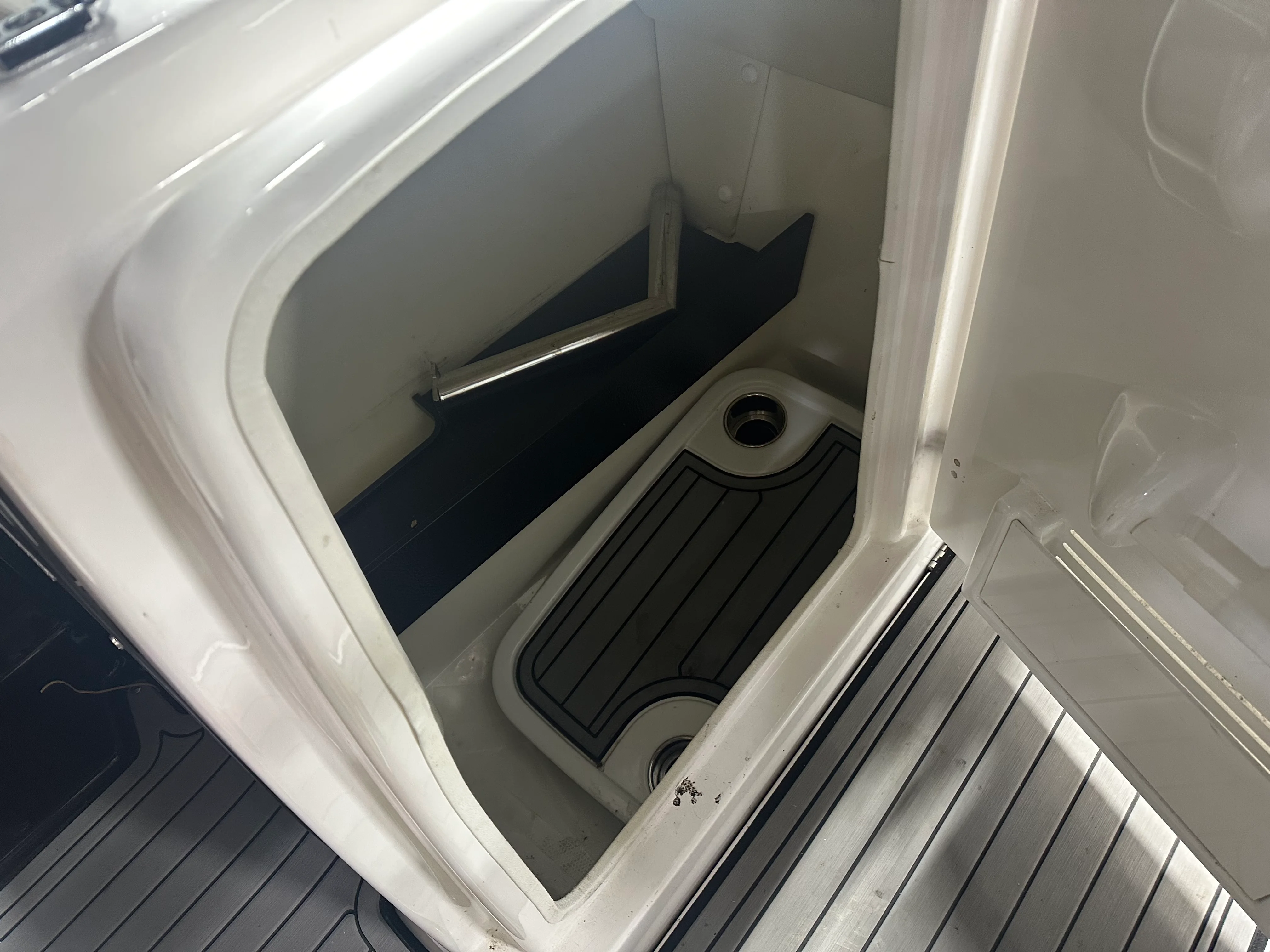 2018 Yamaha 242X Image Thumbnail #12