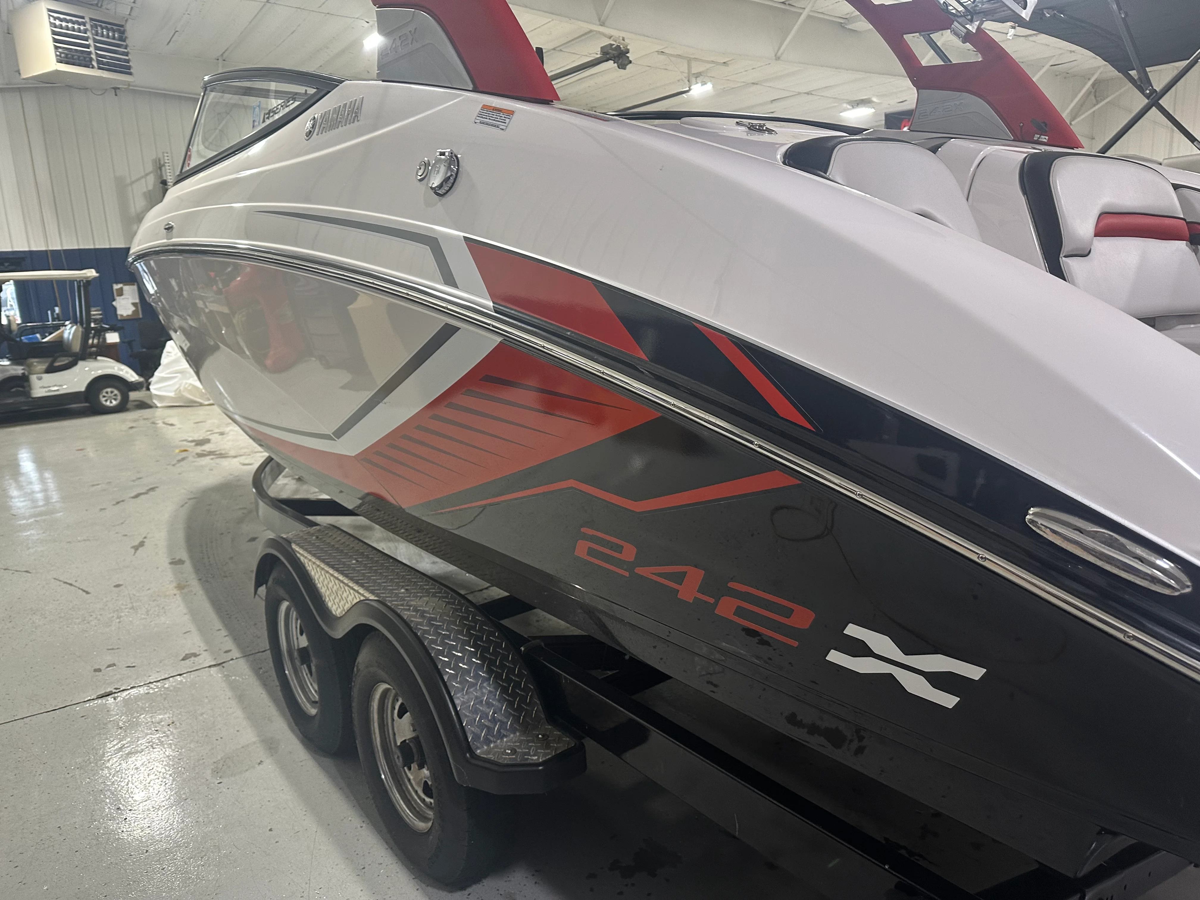 2018 Yamaha 242X Image Thumbnail #2