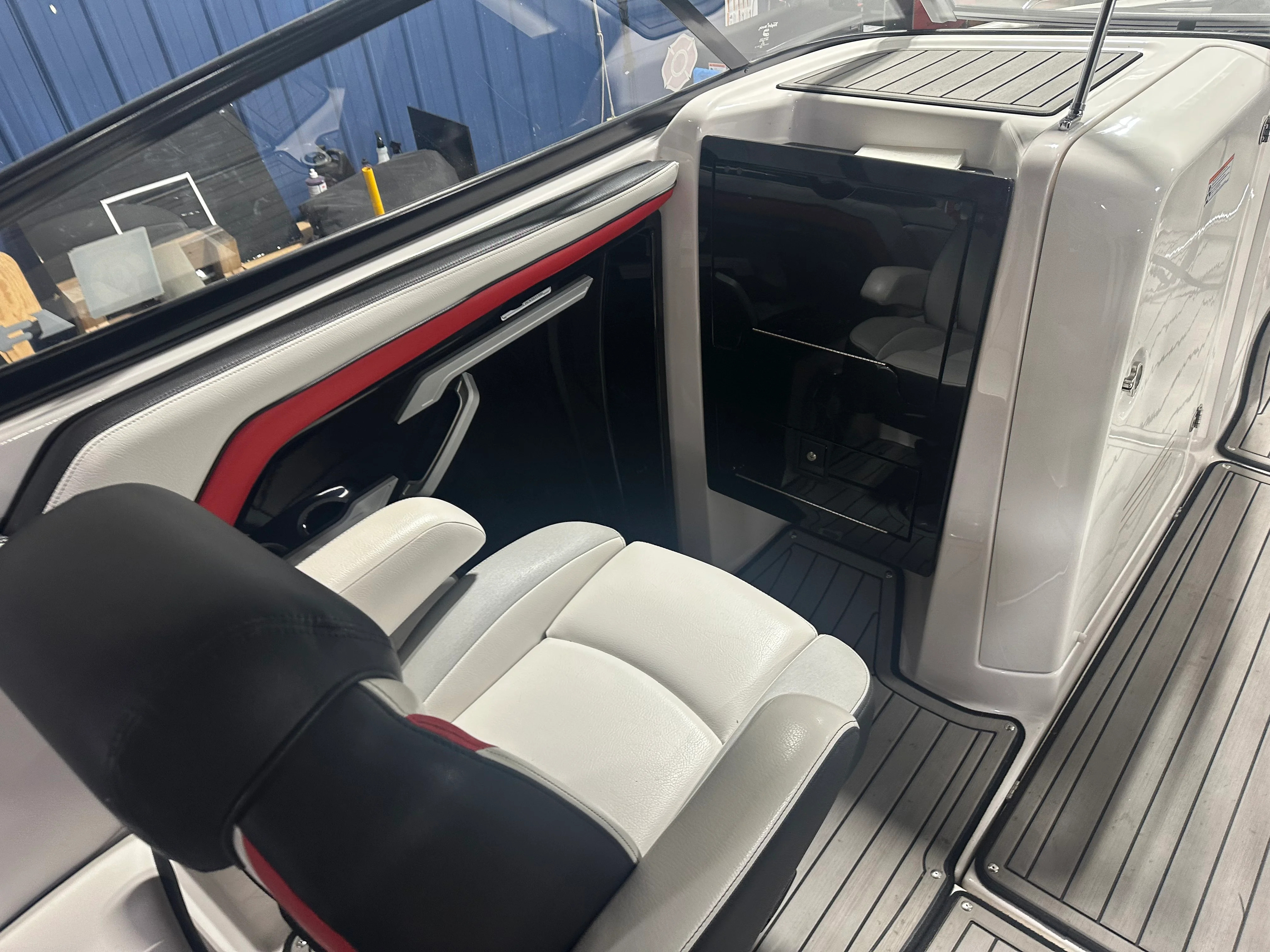 2018 Yamaha 242X Image Thumbnail #5